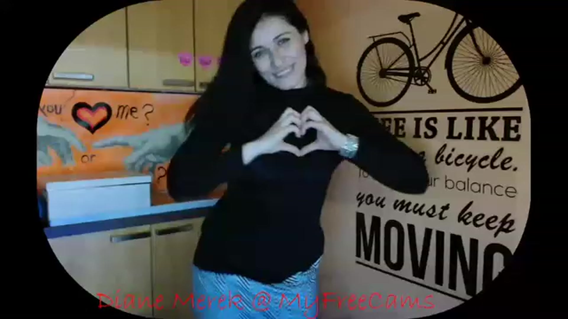 Gallery image thumbnail from DianneMerek's myfreecams stream on, 11/24/2022, 07:24 image 18 of 20