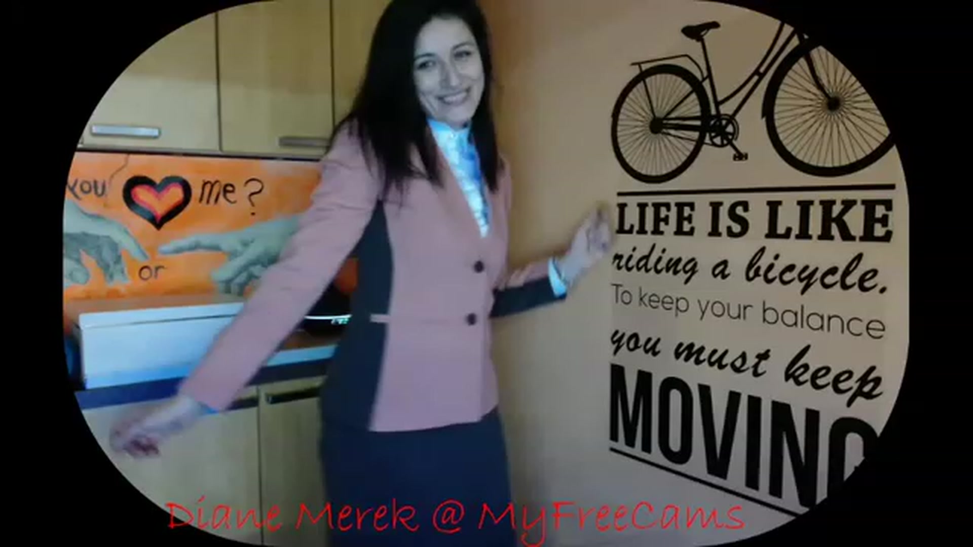 Gallery image thumbnail from DianneMerek's myfreecams stream on, 11/24/2022, 07:24 image 3 of 20