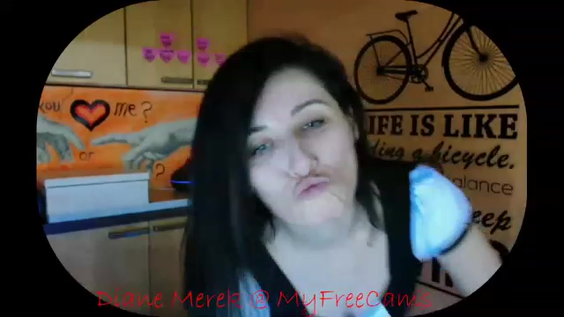 Gallery image thumbnail from DianneMerek's myfreecams stream on, 11/24/2022, 12:23 image 11 of 20