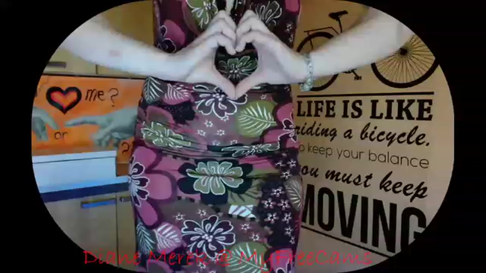 Gallery image thumbnail from DianneMerek's myfreecams stream on, 11/27/2022, 12:14 image 18 of 20