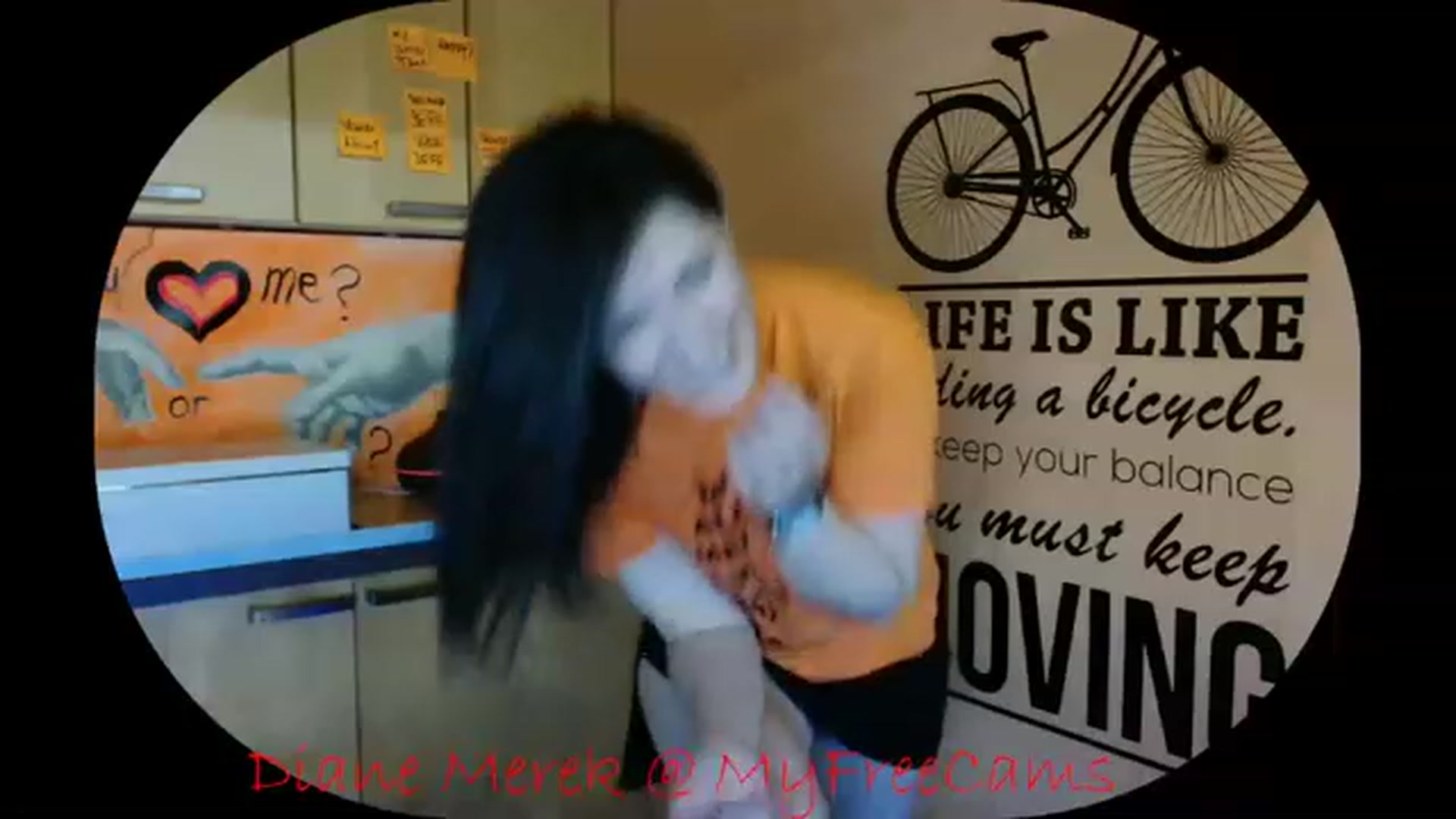 Gallery image thumbnail from DianneMerek's myfreecams stream on, 11/28/2022, 09:42 image 15 of 20