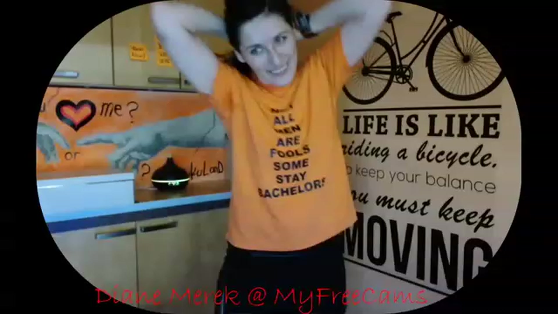 Gallery image thumbnail from DianneMerek's myfreecams stream on, 11/28/2022, 09:42 image 9 of 20