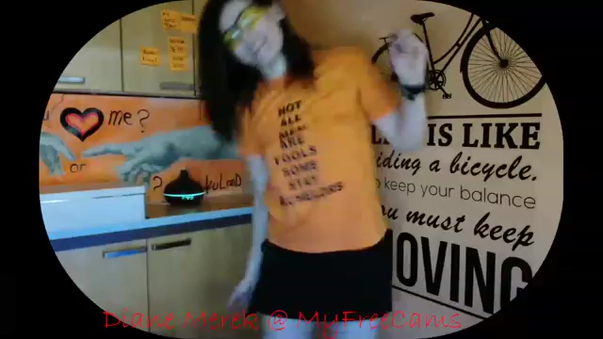 Gallery image thumbnail from DianneMerek's myfreecams stream on, 11/28/2022, 09:42 image 17 of 20