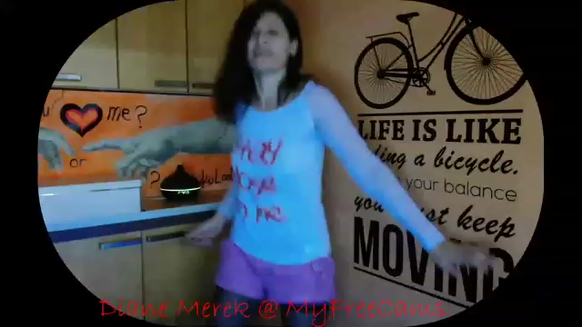 Gallery image thumbnail from DianneMerek's myfreecams stream on, 11/29/2022, 09:19 image 11 of 20