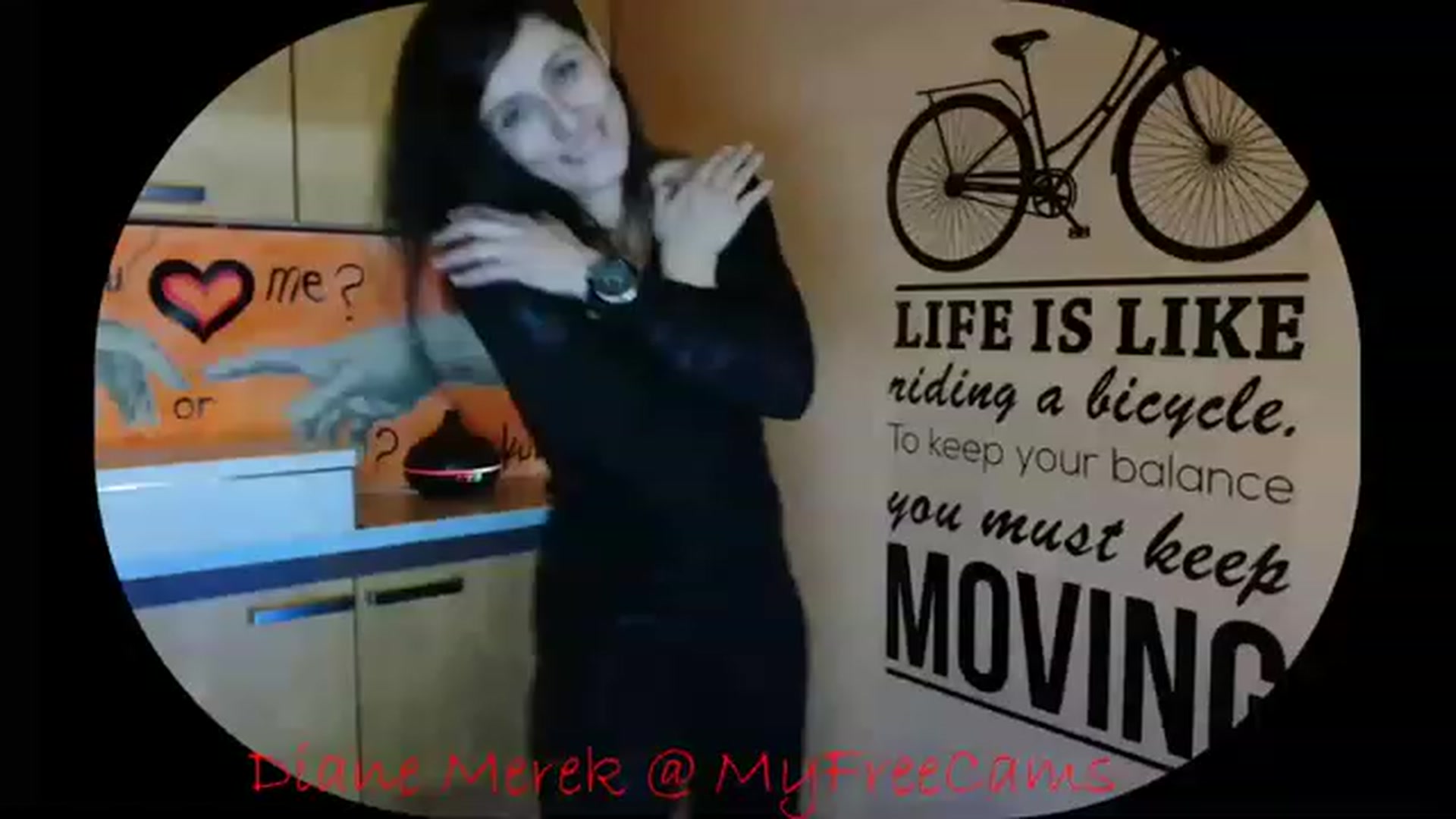 Gallery image thumbnail from DianneMerek's myfreecams stream on, 12/01/2022, 03:00 image 18 of 20