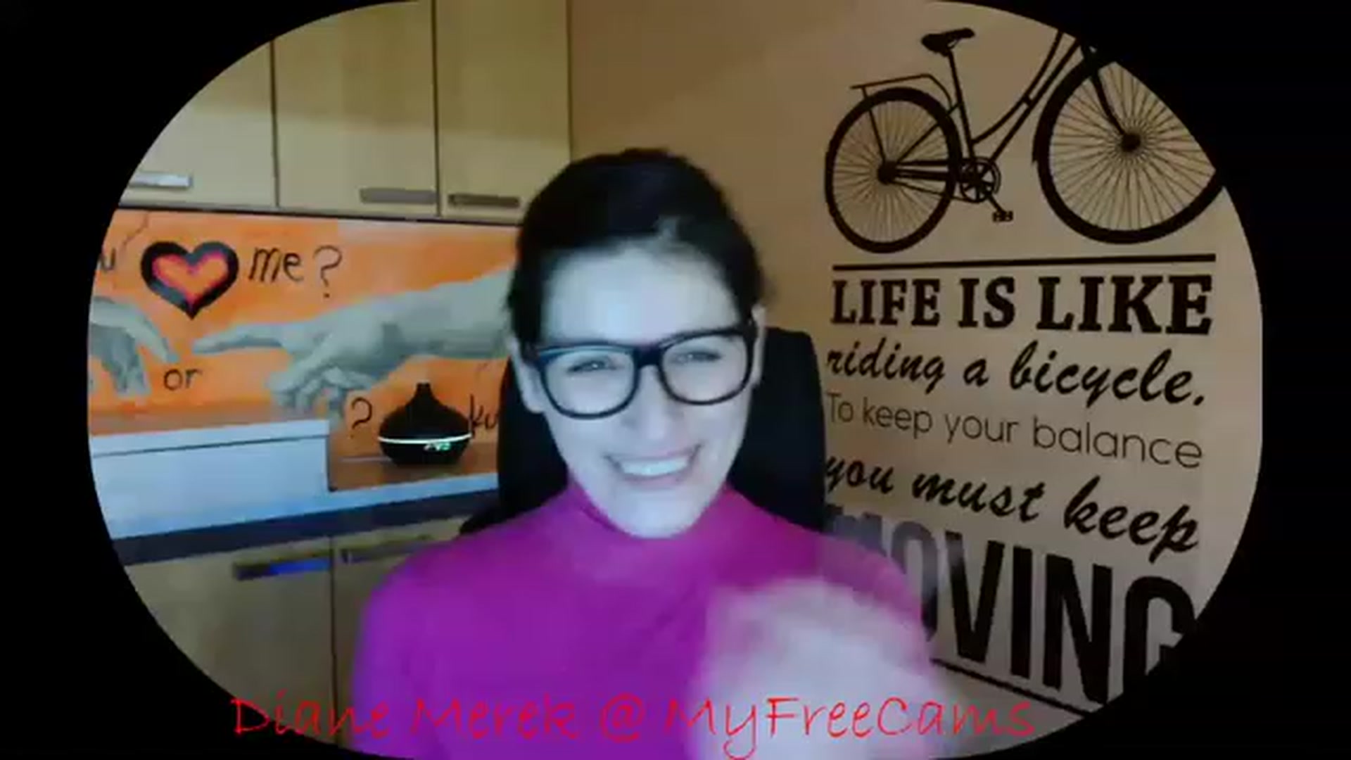 Gallery image thumbnail from DianneMerek's myfreecams stream on, 12/02/2022, 08:52 image 3 of 20