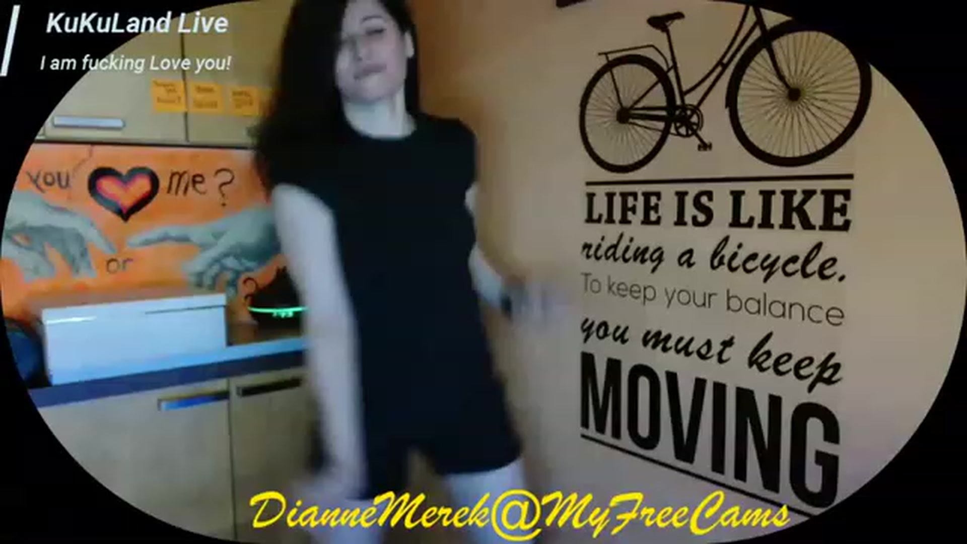 Gallery image thumbnail from DianneMerek's myfreecams stream on, 12/12/2022, 08:44 image 15 of 20