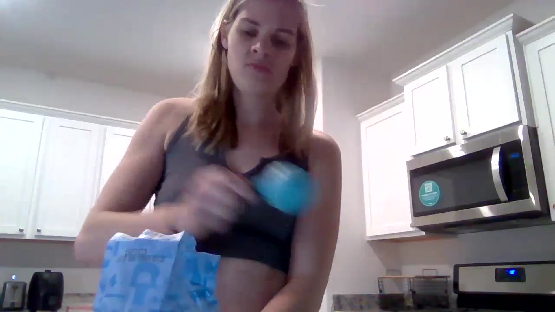 Gallery image thumbnail from DiannePrince1's myfreecams stream on, 07/30/2023, 03:49 image 8 of 20
