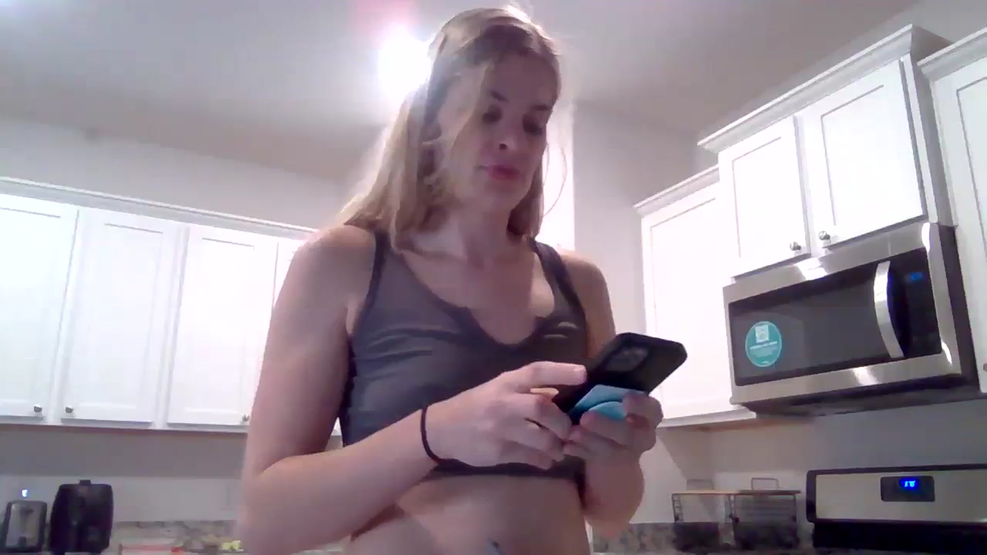 Gallery image thumbnail from DiannePrince1's myfreecams stream on, 07/30/2023, 03:49 image 10 of 20