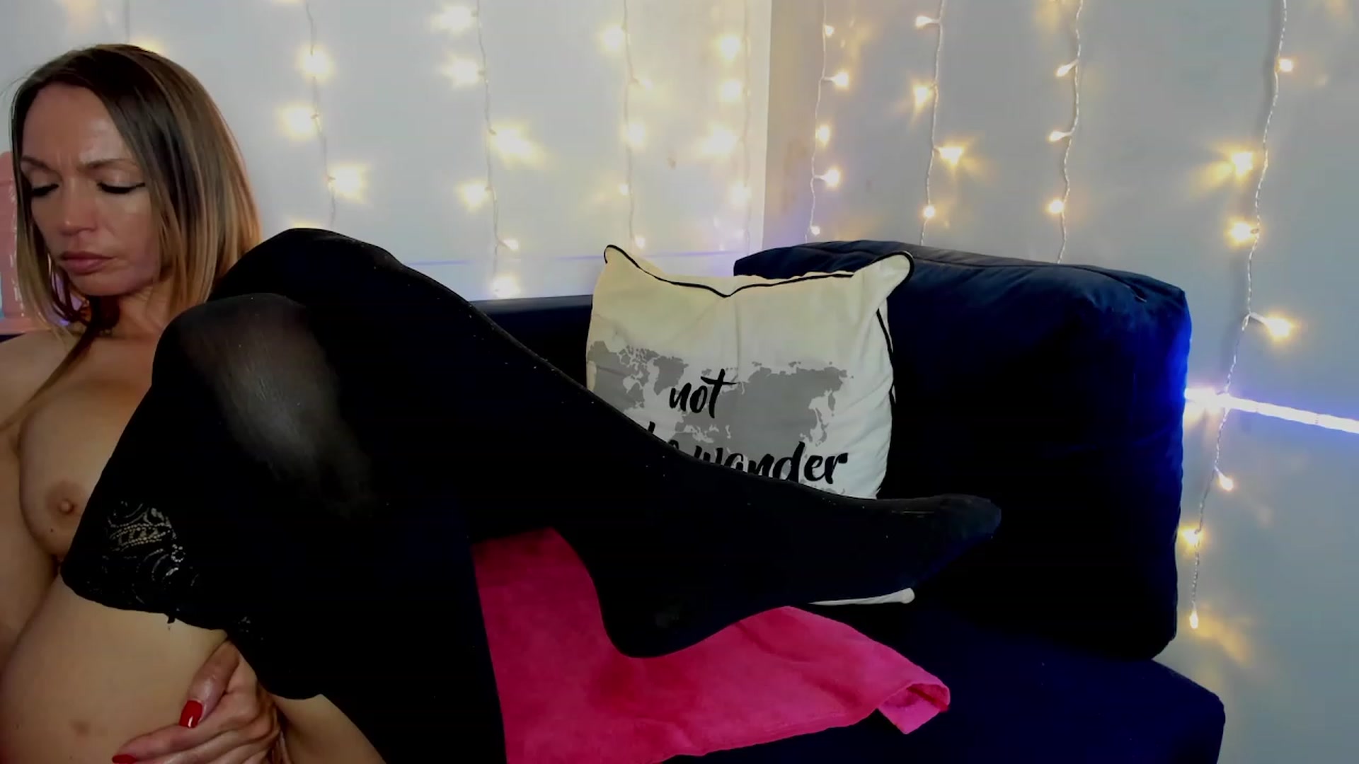 Gallery image thumbnail from DianneStar's myfreecams stream on, 07/11/2023, 20:13 image 20 of 20