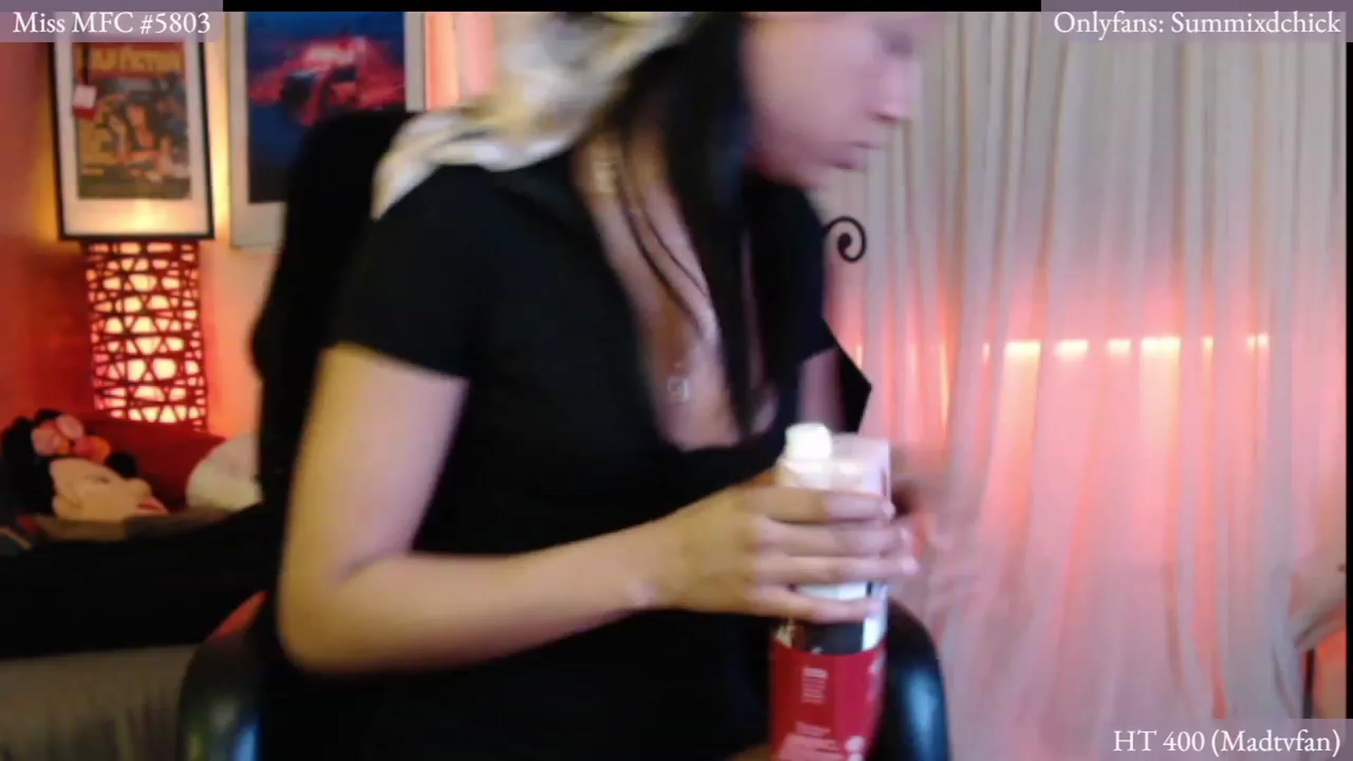 Gallery image thumbnail from DiazWhite's myfreecams stream on, 12/04/2022, 04:31 image 10 of 20
