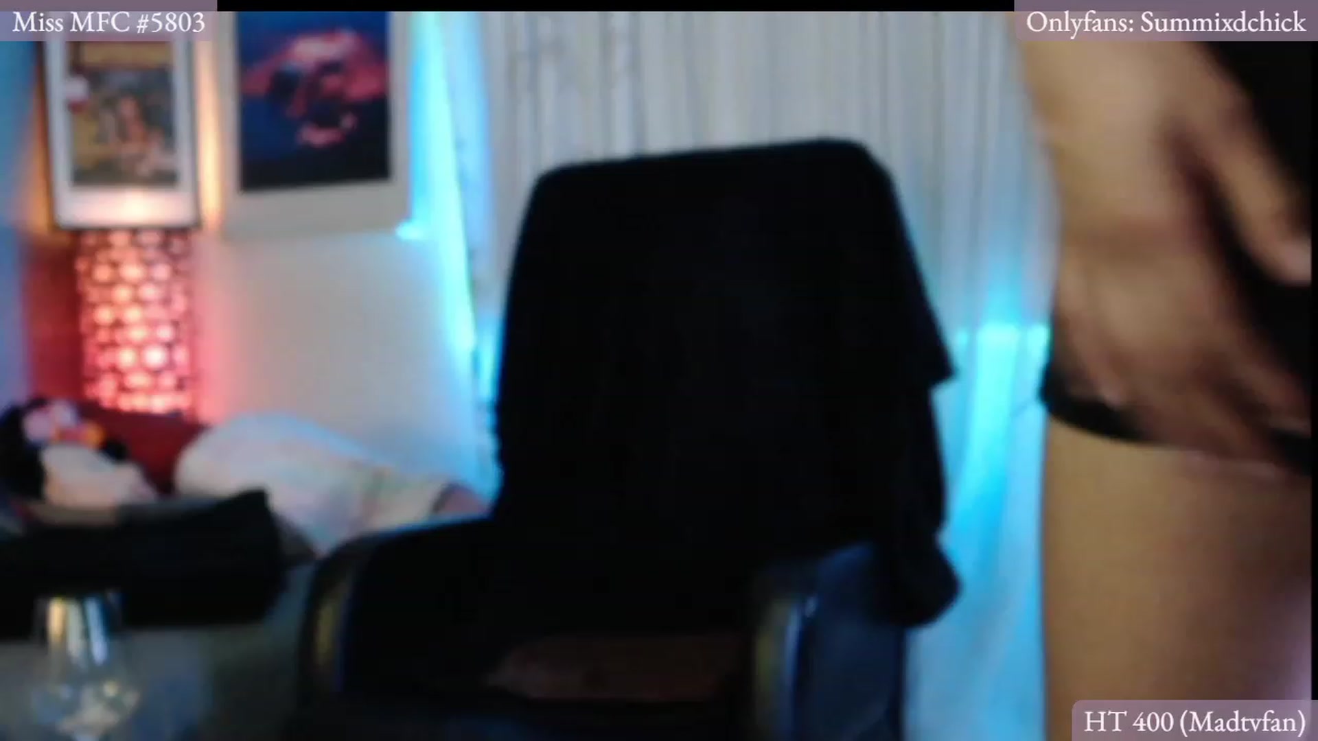 Gallery image thumbnail from DiazWhite's myfreecams stream on, 12/04/2022, 04:31 image 13 of 20