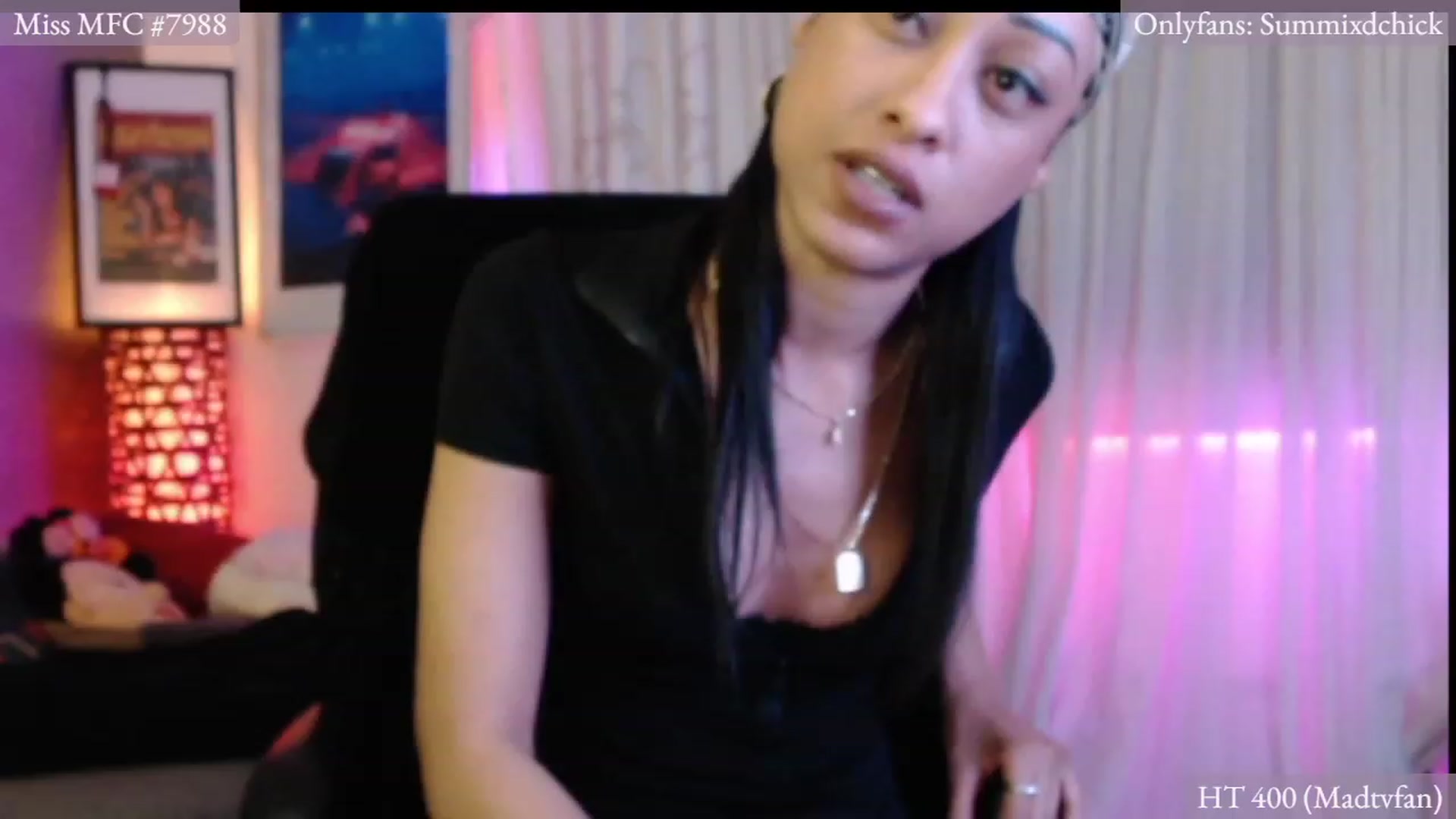 Gallery image thumbnail from DiazWhite's myfreecams stream on, 12/04/2022, 04:31 image 9 of 20