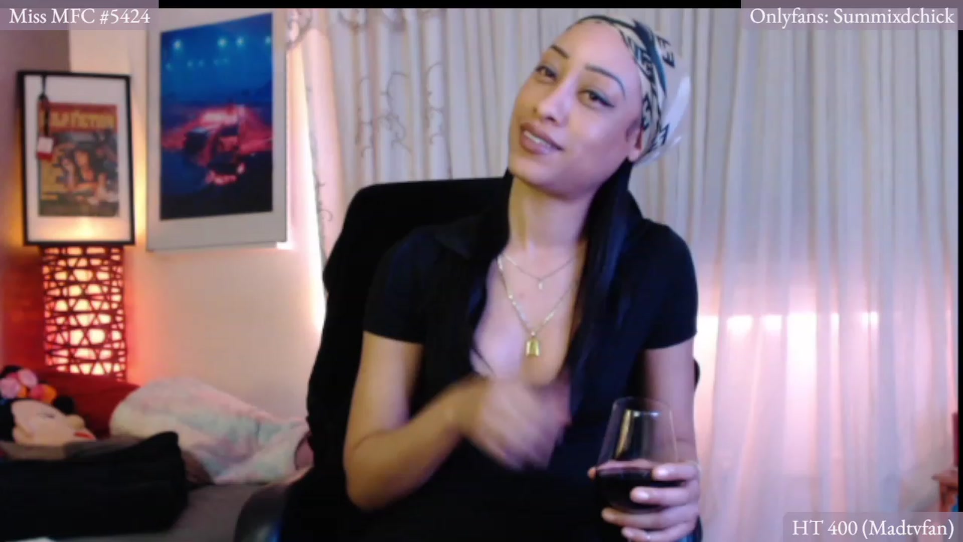 Gallery image thumbnail from DiazWhite's myfreecams stream on, 12/04/2022, 04:56 image 3 of 20