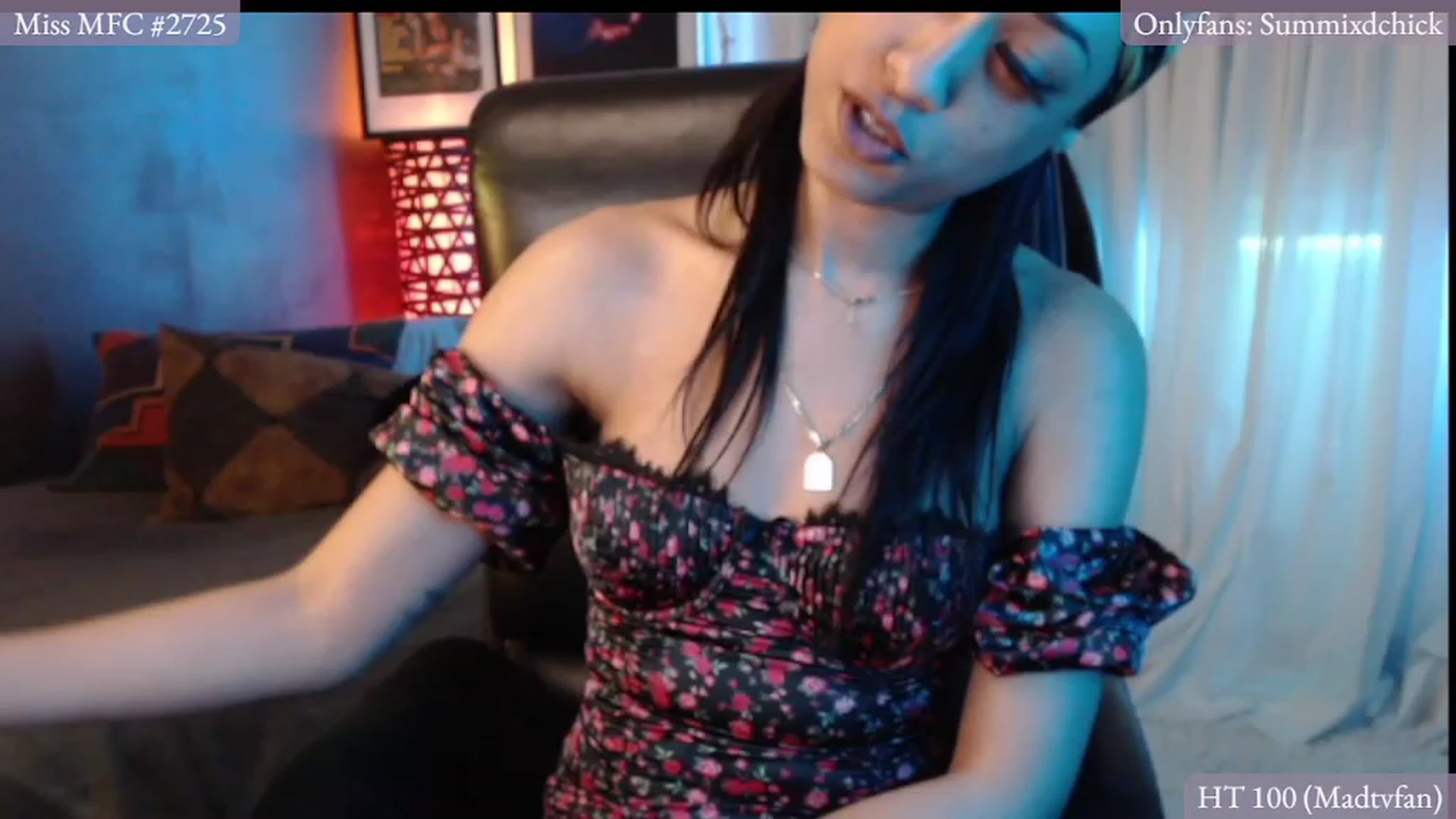 Gallery image thumbnail from DiazWhite's myfreecams stream on, 12/11/2022, 07:32 image 6 of 20