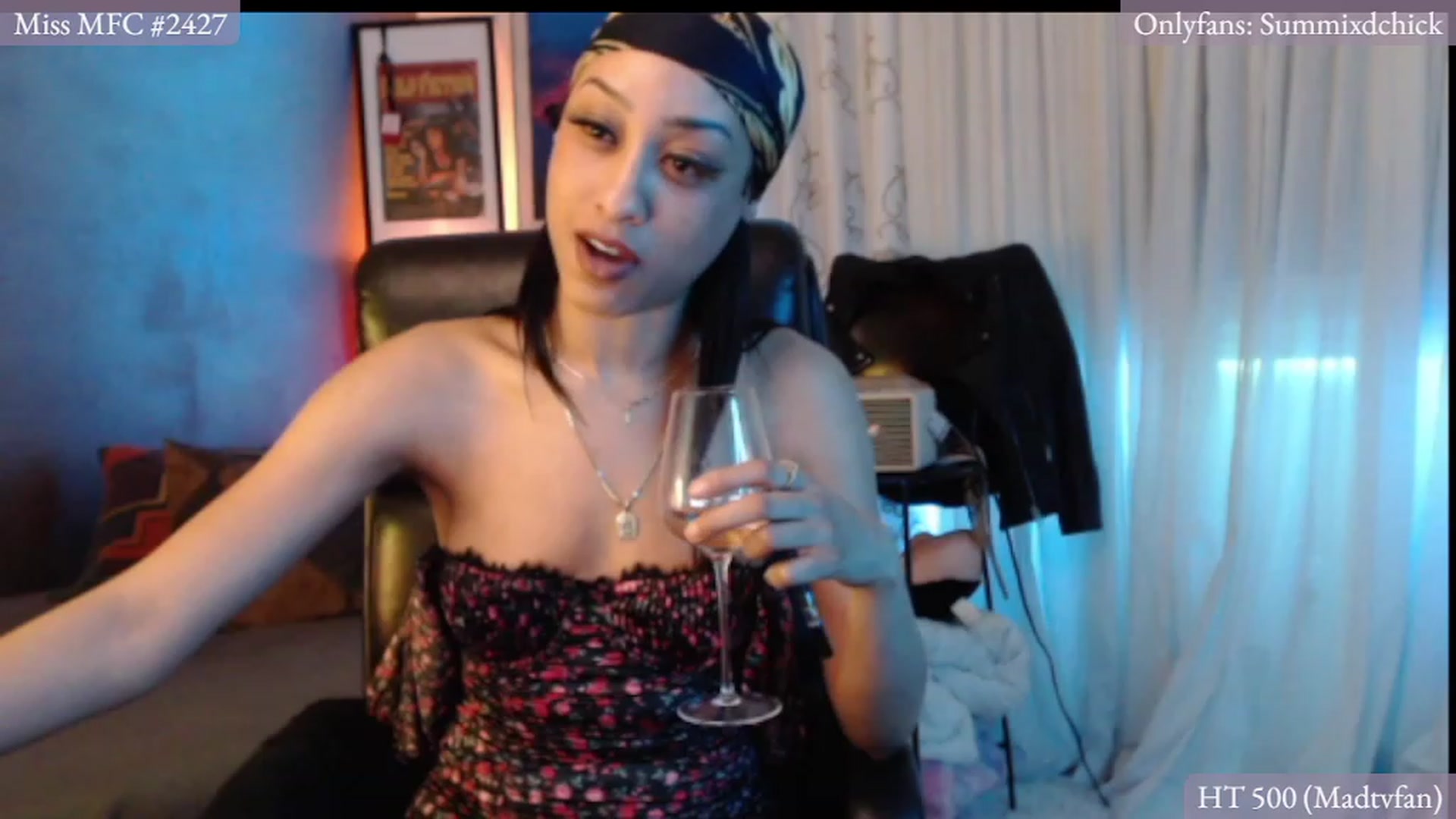Gallery image thumbnail from DiazWhite's myfreecams stream on, 12/11/2022, 07:32 image 14 of 20
