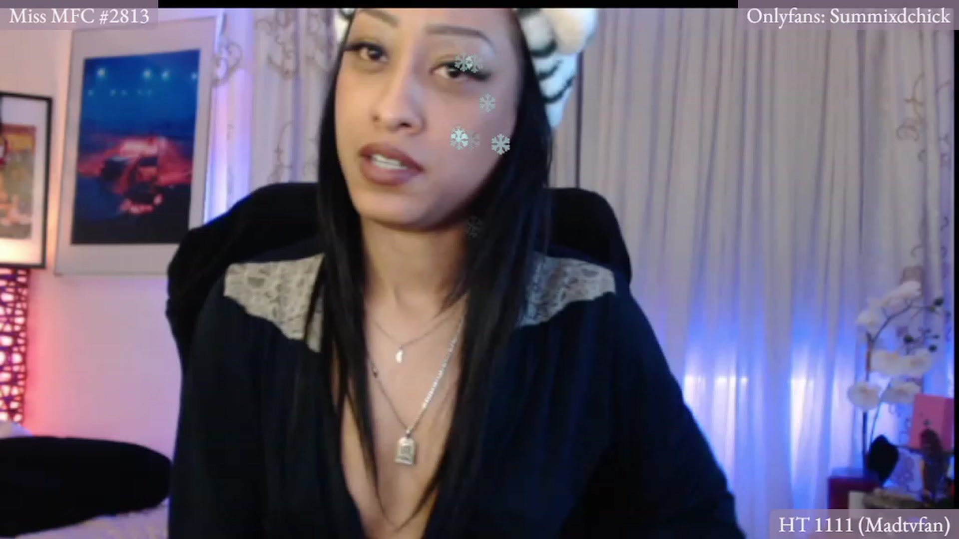 Gallery image thumbnail from DiazWhite's myfreecams stream on, 12/24/2022, 03:10 image 9 of 20