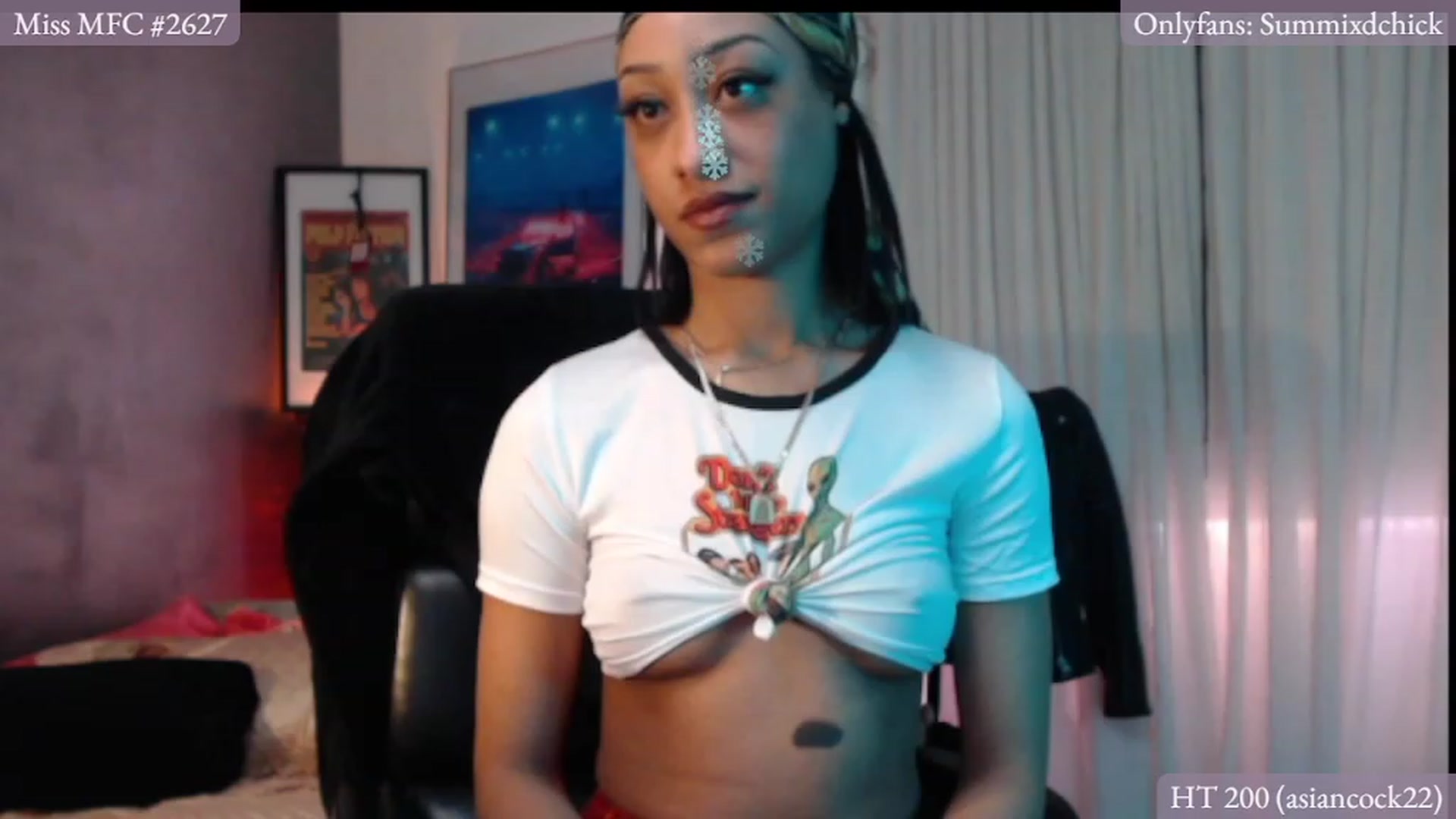 Gallery image thumbnail from DiazWhite's myfreecams stream on, 12/26/2022, 02:22 image 1 of 20