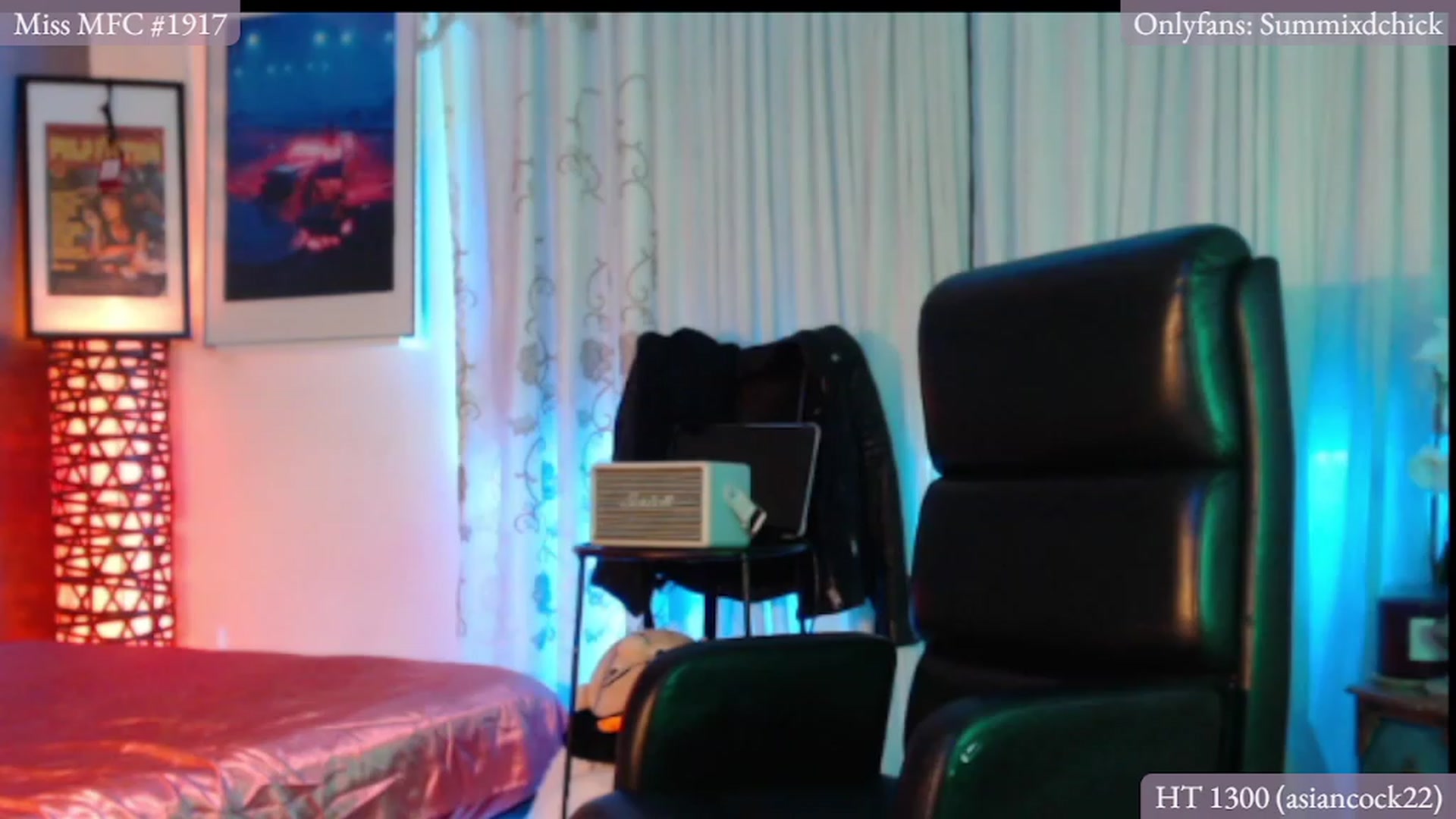 Gallery image thumbnail from DiazWhite's myfreecams stream on, 12/26/2022, 02:22 image 19 of 20