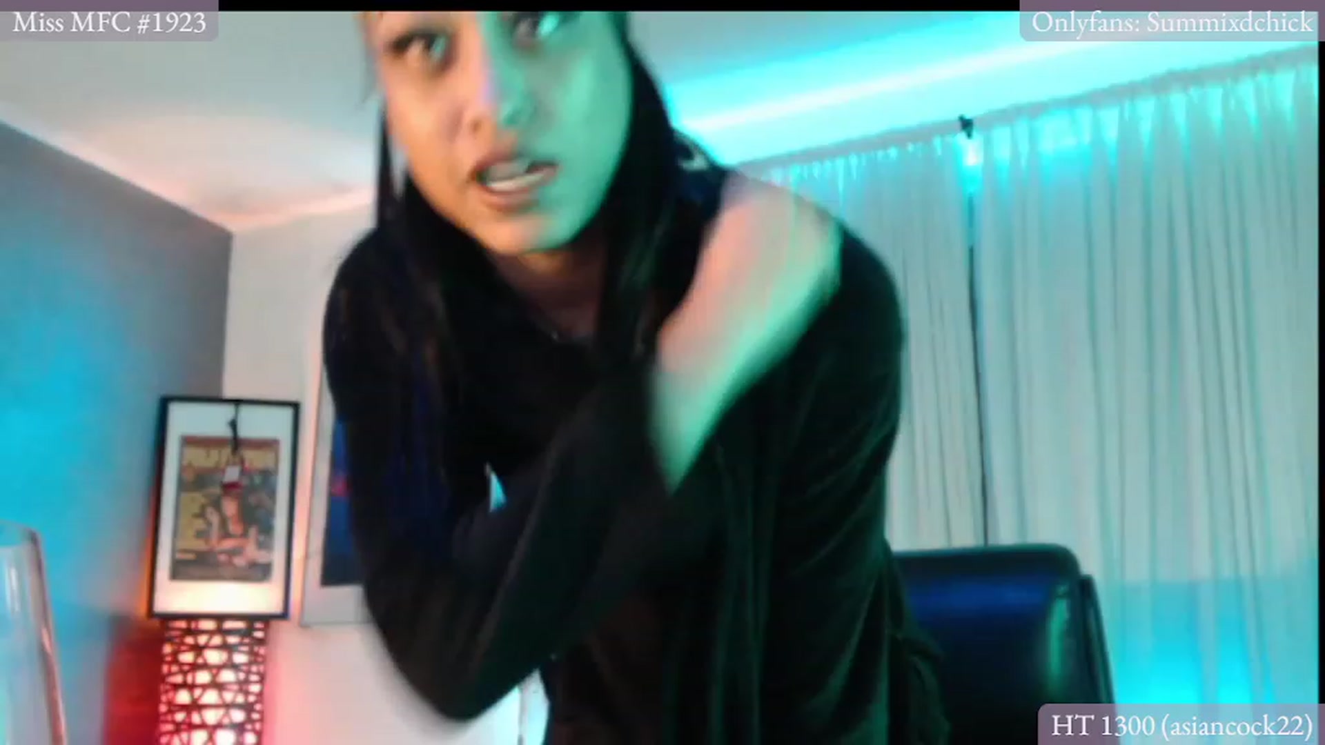 Gallery image thumbnail from DiazWhite's myfreecams stream on, 12/26/2022, 02:22 image 16 of 20