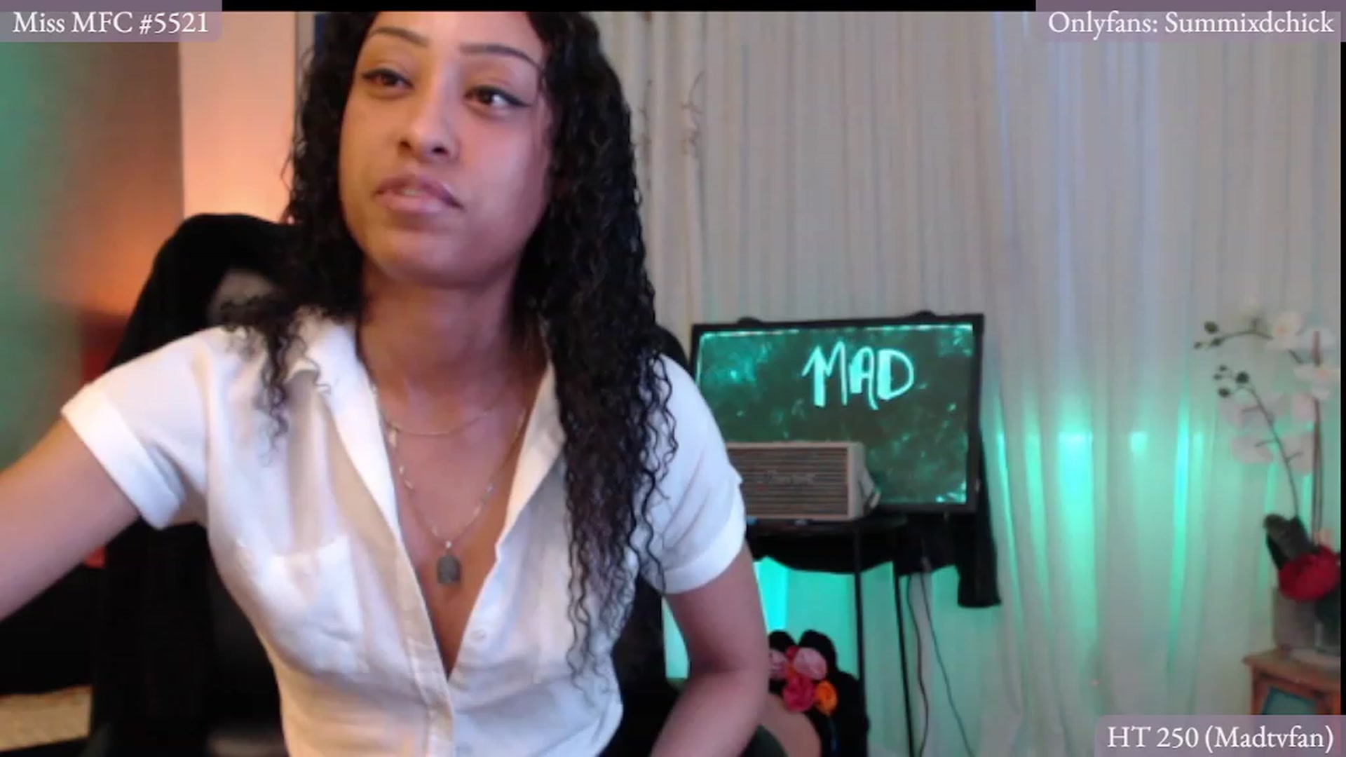 Gallery image thumbnail from DiazWhite's myfreecams stream on, 06/05/2023, 02:24 image 5 of 20