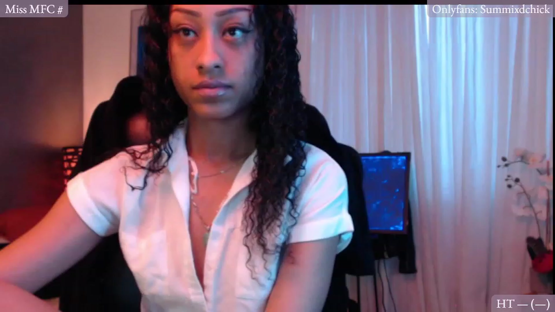 Gallery image thumbnail from DiazWhite's myfreecams stream on, 06/05/2023, 02:24 image 1 of 20