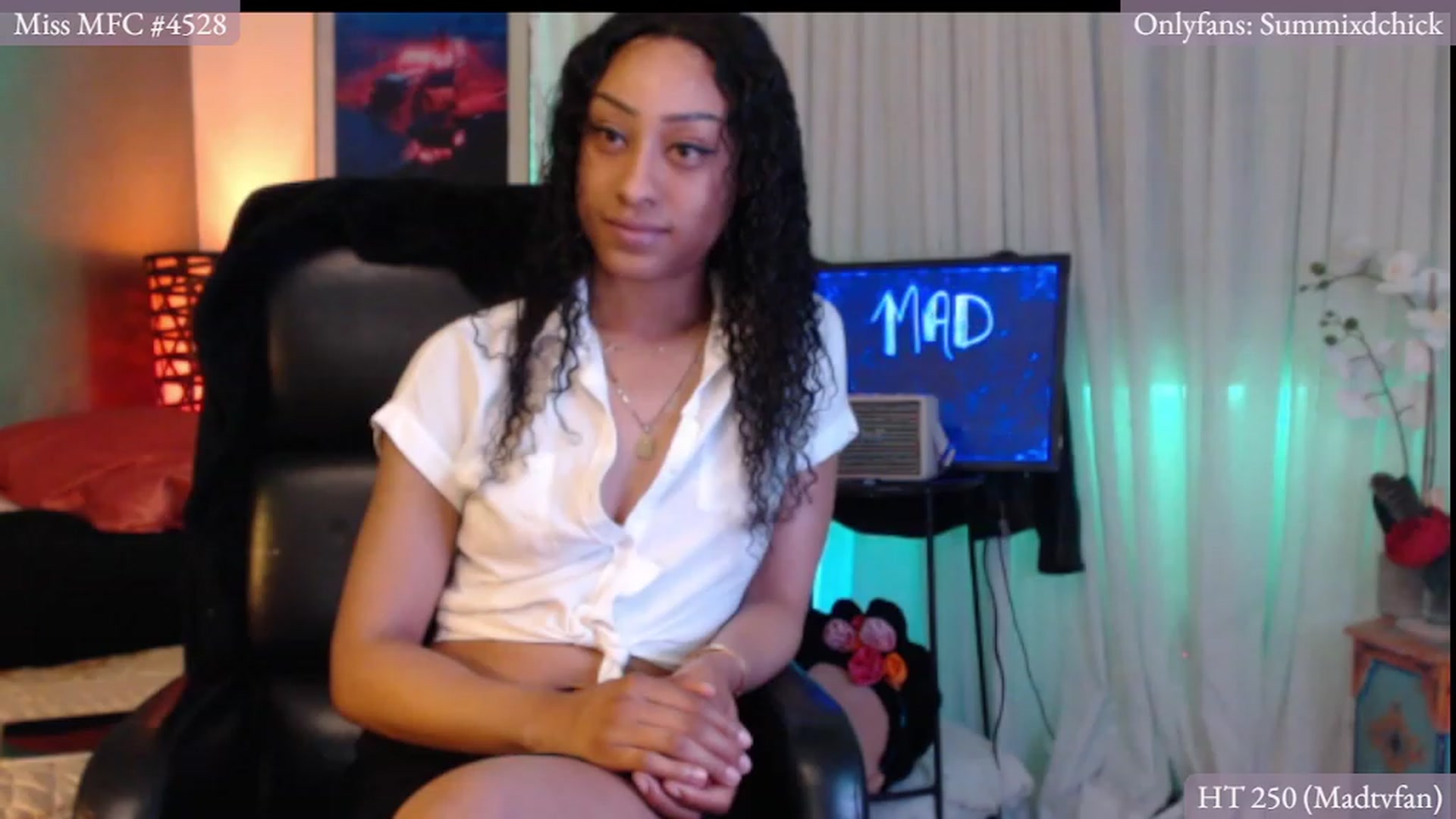 Gallery image thumbnail from DiazWhite's myfreecams stream on, 06/05/2023, 02:24 image 9 of 20