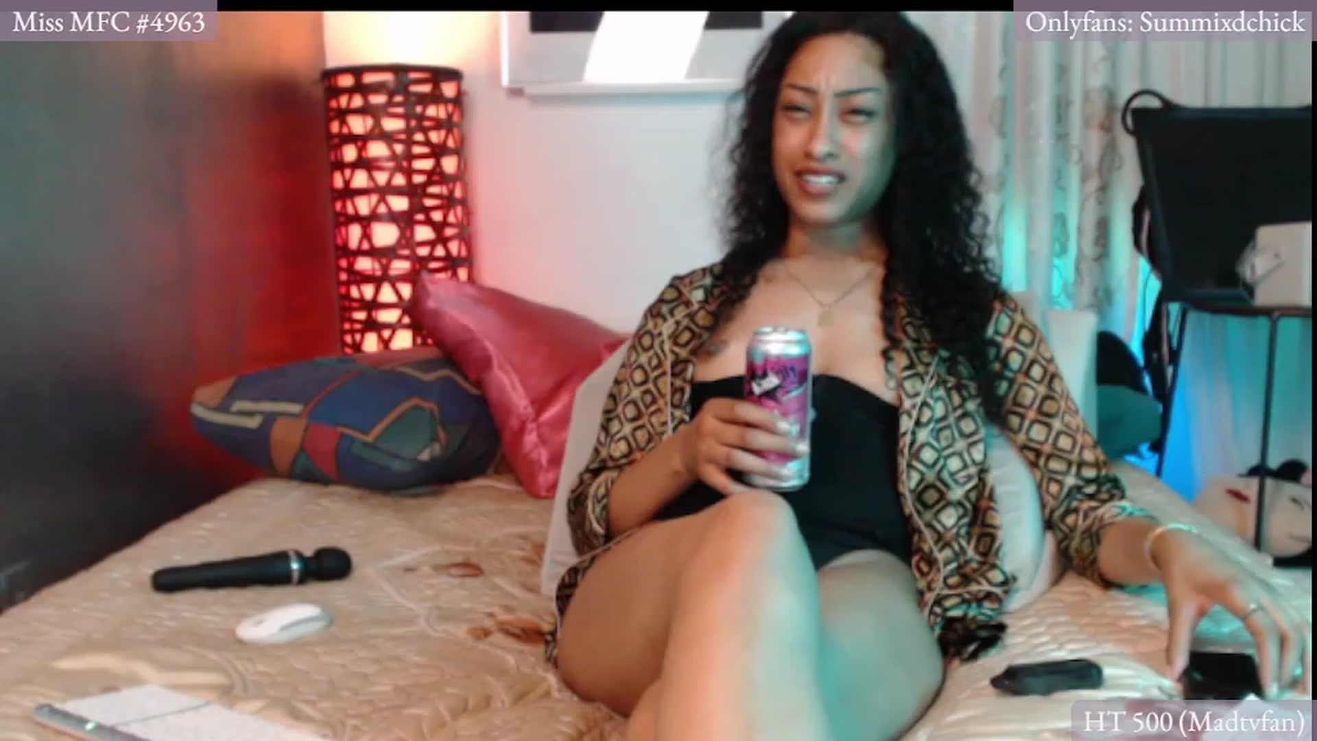 Gallery image thumbnail from DiazWhite's myfreecams stream on, 09/12/2023, 06:27 image 12 of 20