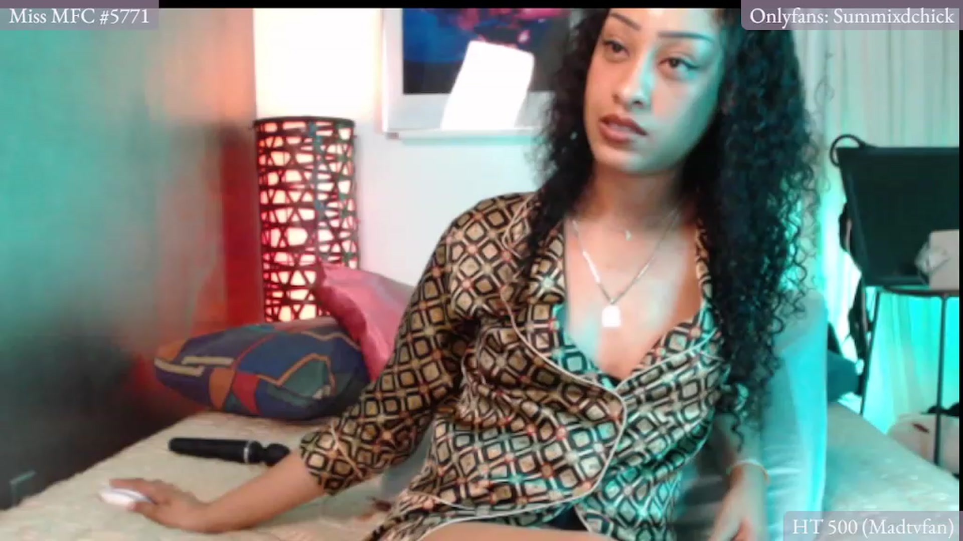 Gallery image thumbnail from DiazWhite's myfreecams stream on, 09/12/2023, 06:27 image 6 of 20
