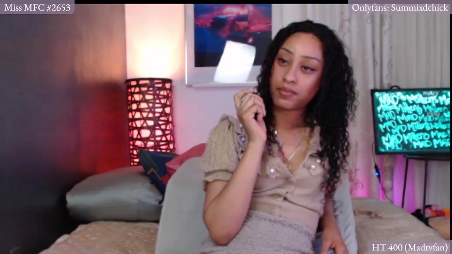 Gallery image thumbnail from DiazWhite's myfreecams stream on, 09/18/2023, 05:14 image 14 of 20