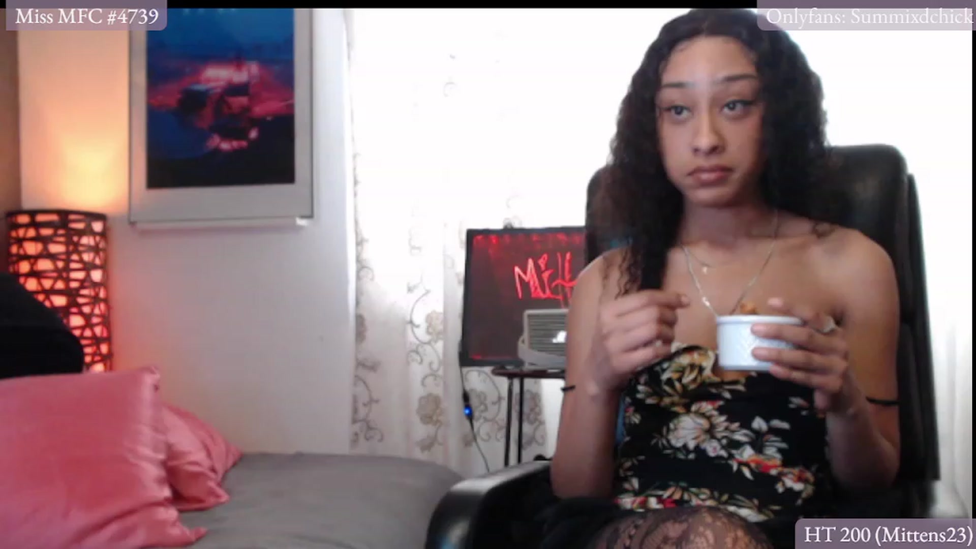 Gallery image thumbnail from DiazWhite's myfreecams stream on, 02/19/2024, 22:09 image 6 of 20