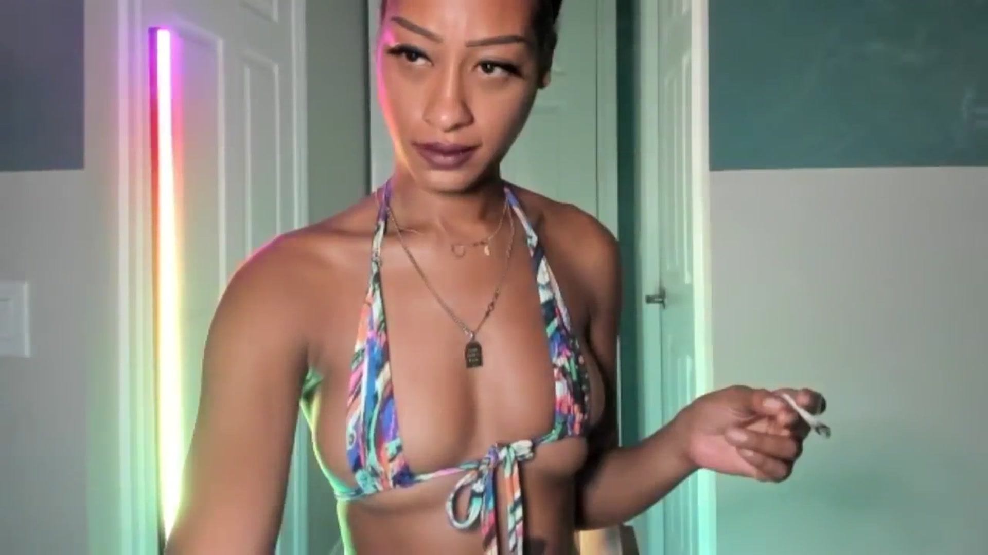 Gallery image thumbnail from DiazWhite's myfreecams stream on, 01/09/2026, 11:06 image 20 of 20