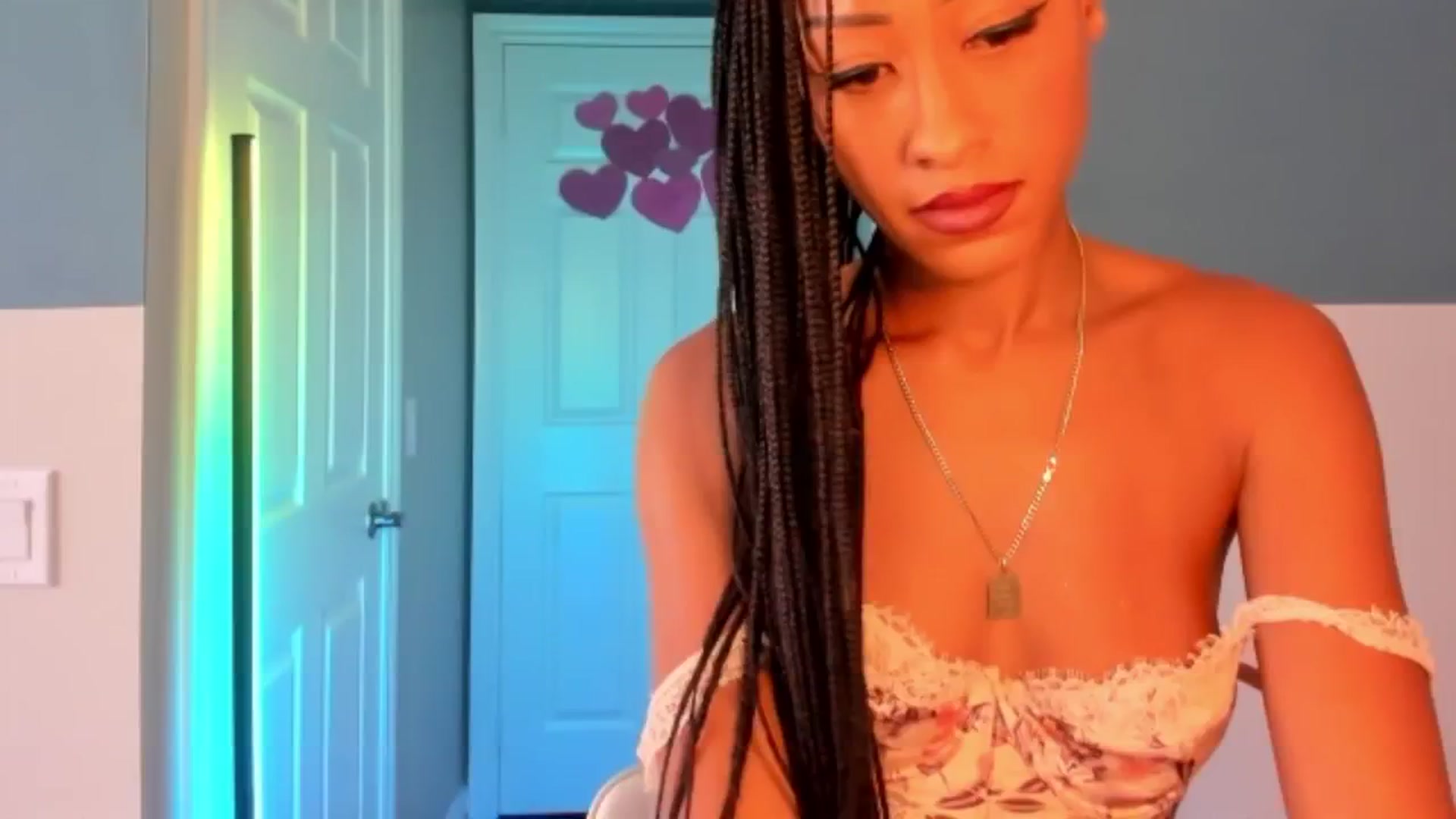 Gallery image thumbnail from DiazWhite's myfreecams stream on, 02/02/2026, 20:35 image 10 of 20