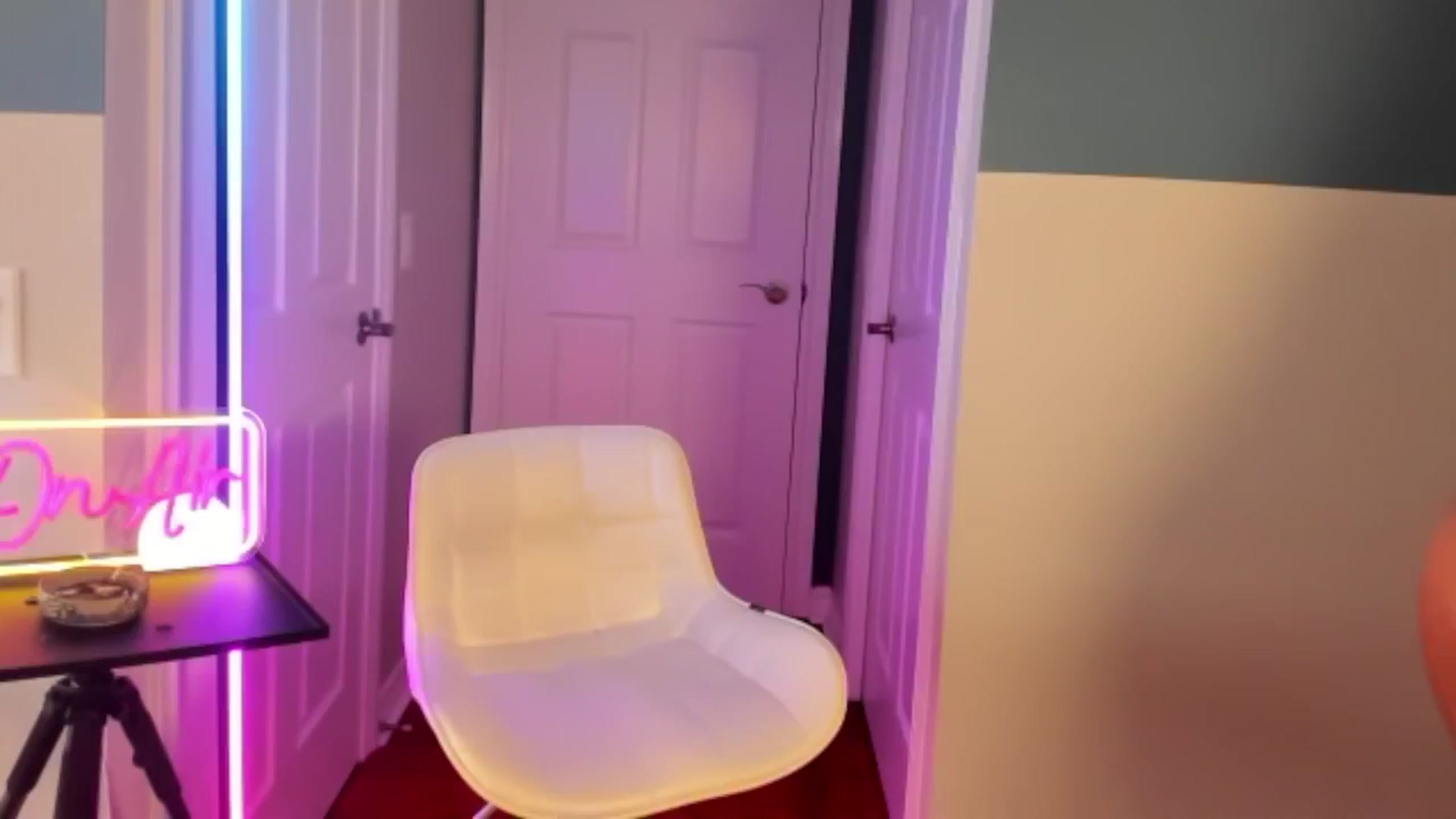 Gallery image thumbnail from DiazWhite's myfreecams stream on, 02/23/2026, 18:02 image 16 of 20