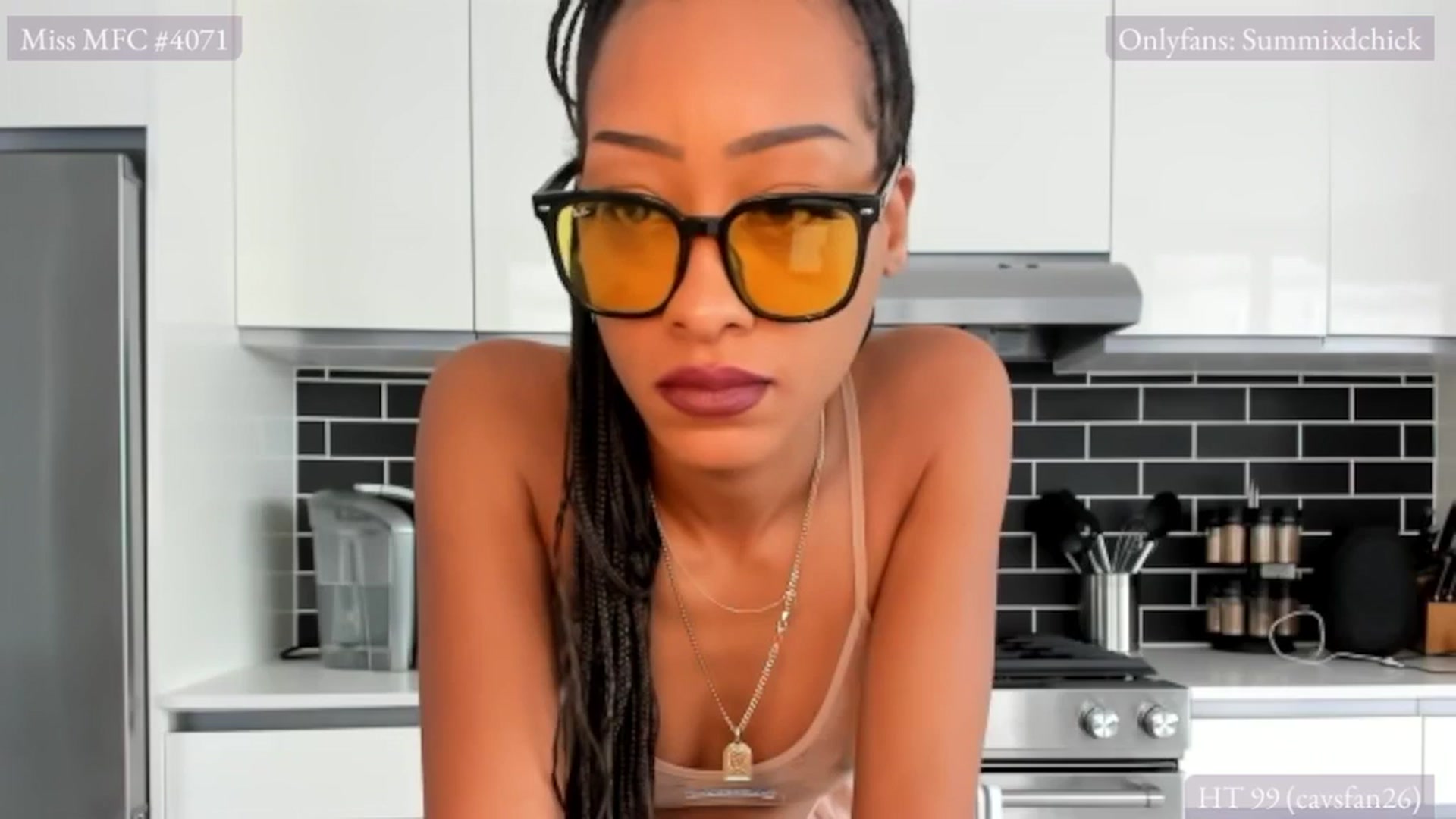 Gallery image thumbnail from DiazWhite's myfreecams stream on, 03/03/2026, 14:59 image 18 of 20