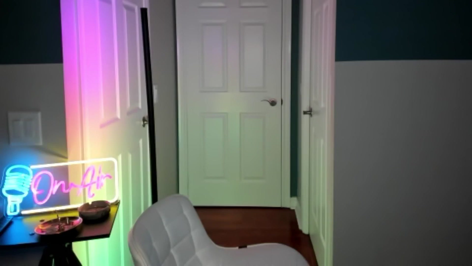 Gallery image thumbnail from DiazWhite's myfreecams stream on, 03/16/2026, 03:30 image 1 of 20