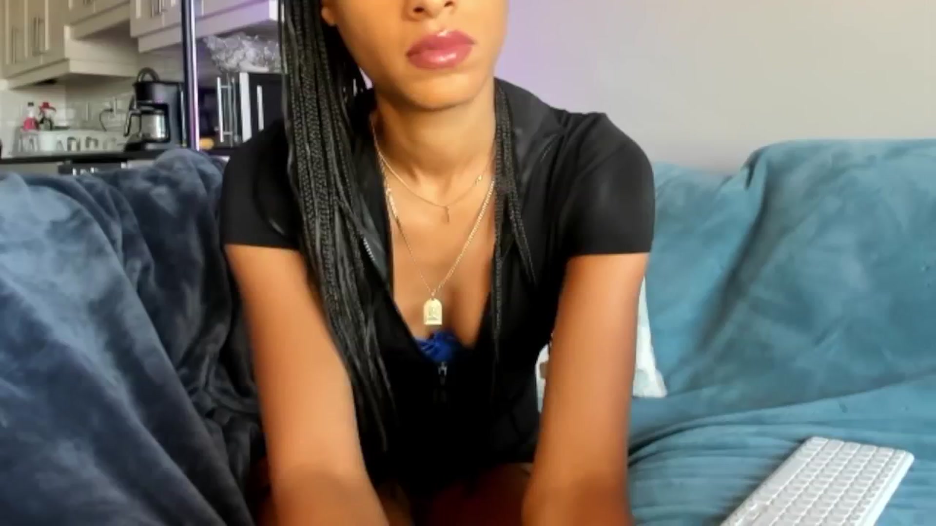 Gallery image thumbnail from DiazWhite's myfreecams stream on, 03/18/2026, 13:23 image 7 of 20