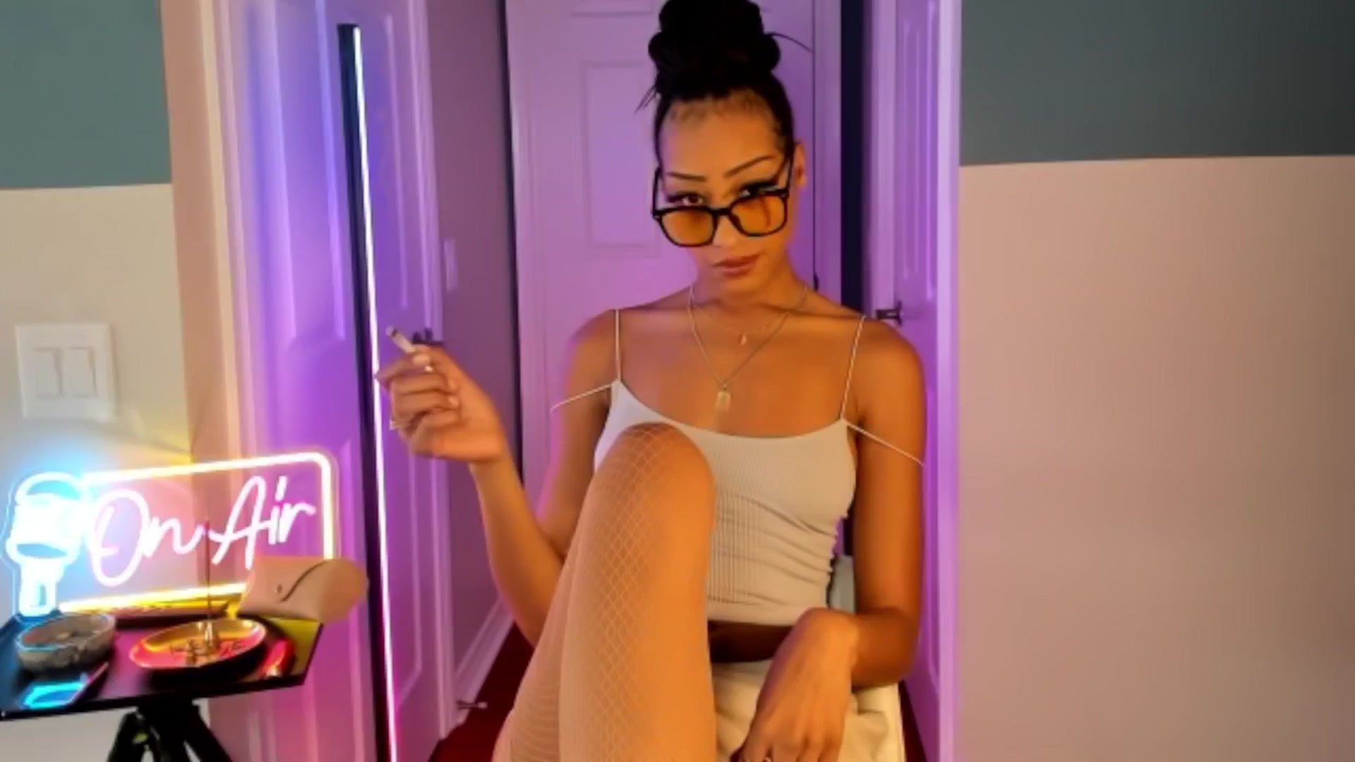 Gallery image thumbnail from DiazWhite's myfreecams stream on, 03/19/2026, 17:24 image 20 of 20
