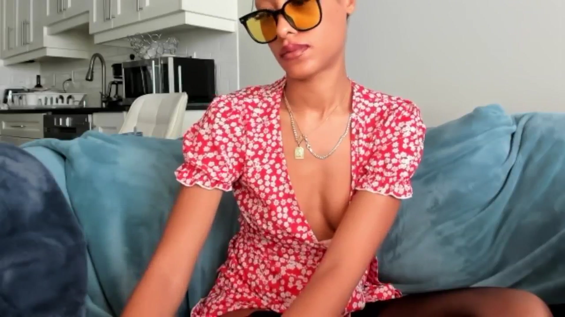 Gallery image thumbnail from DiazWhite's myfreecams stream on, 04/03/2026, 22:26 image 17 of 20