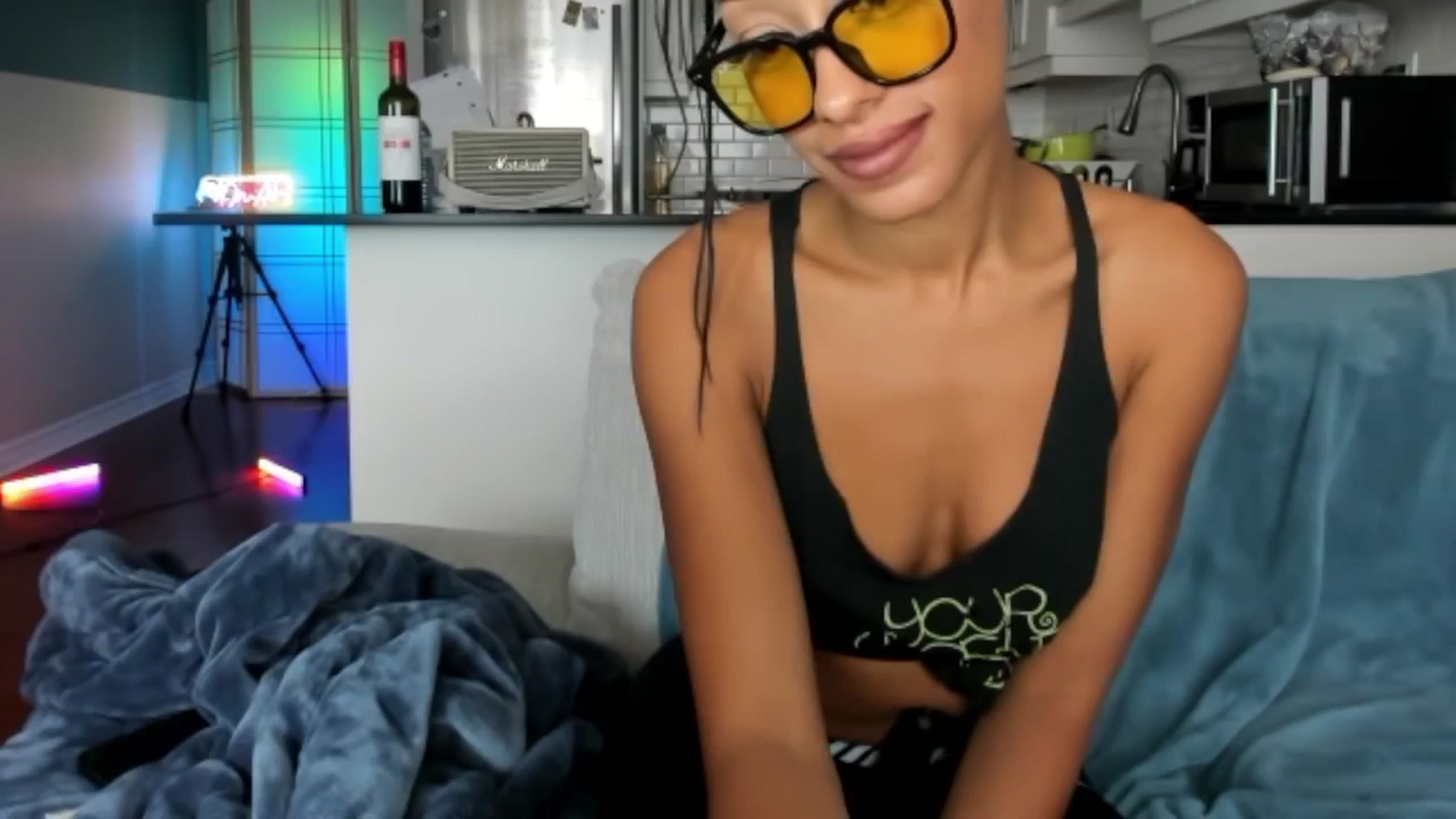 Gallery image thumbnail from DiazWhite's myfreecams stream on, 04/15/2026, 16:29 image 8 of 20
