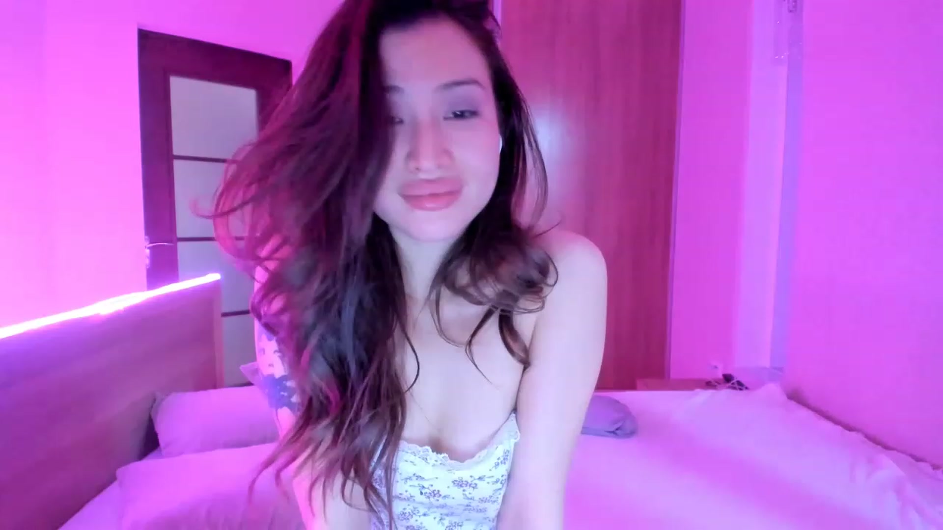 Gallery image thumbnail from Didi_kawaii's myfreecams stream on, 01/22/2023, 03:17 image 3 of 20