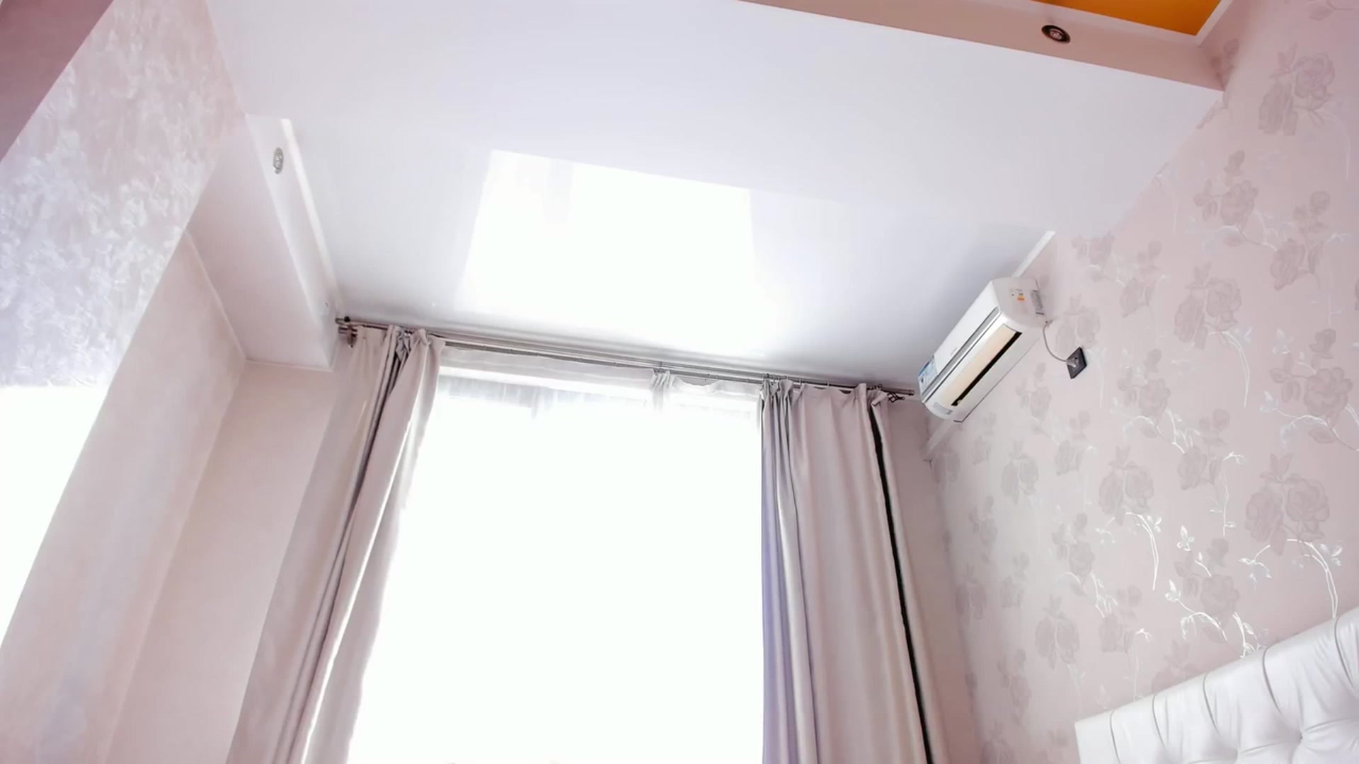Gallery image thumbnail from Didi_kawaii's myfreecams stream on, 03/31/2023, 11:31 image 8 of 20