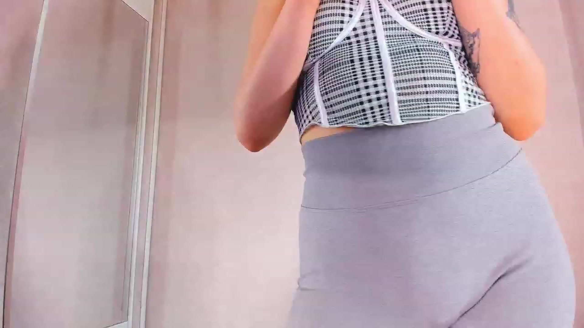 Gallery image thumbnail from Didi_kawaii's myfreecams stream on, 05/31/2023, 13:23 image 10 of 20