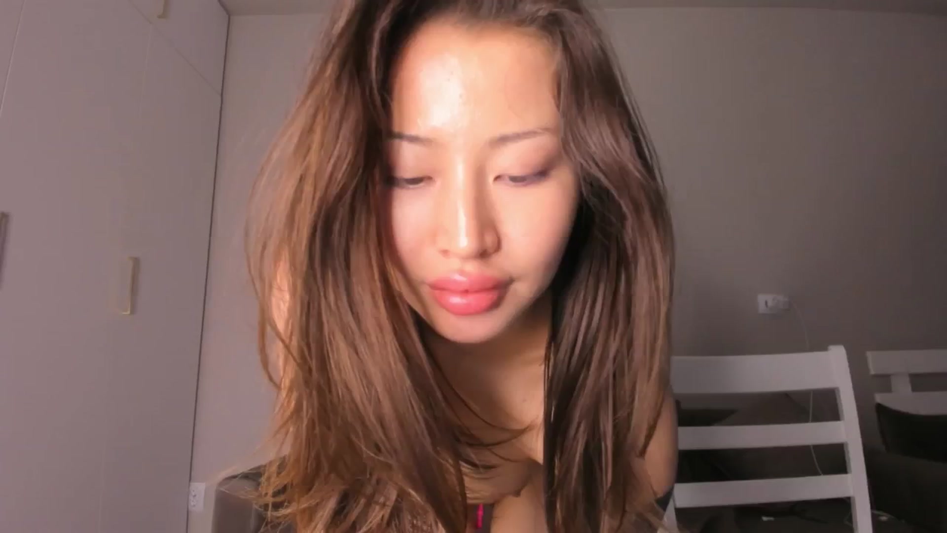 Gallery image thumbnail from Didi_kawaii's myfreecams stream on, 04/22/2024, 18:27 image 17 of 20