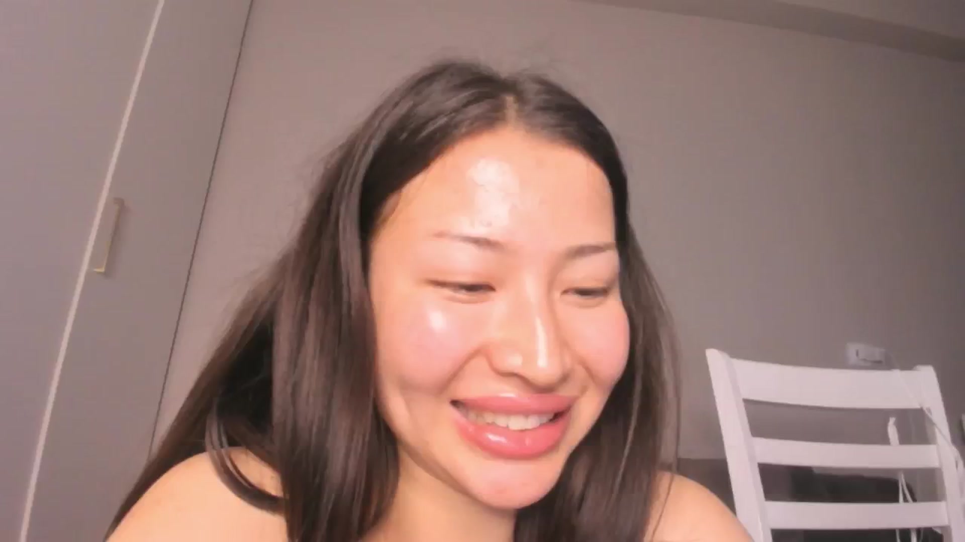 Gallery image thumbnail from Didi_kawaii's myfreecams stream on, 05/09/2024, 15:46 image 18 of 20
