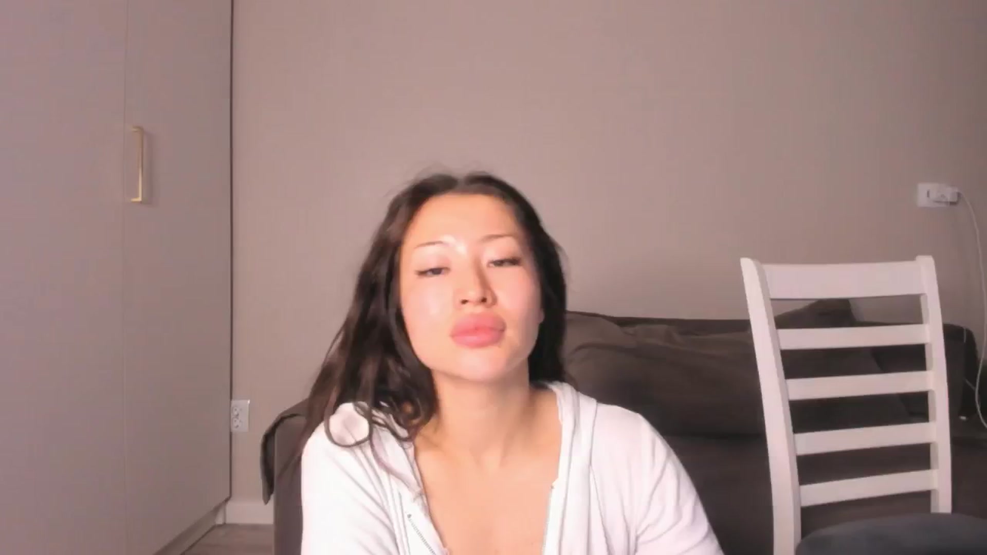 Gallery image thumbnail from Didi_kawaii's myfreecams stream on, 05/12/2024, 17:41 image 1 of 20