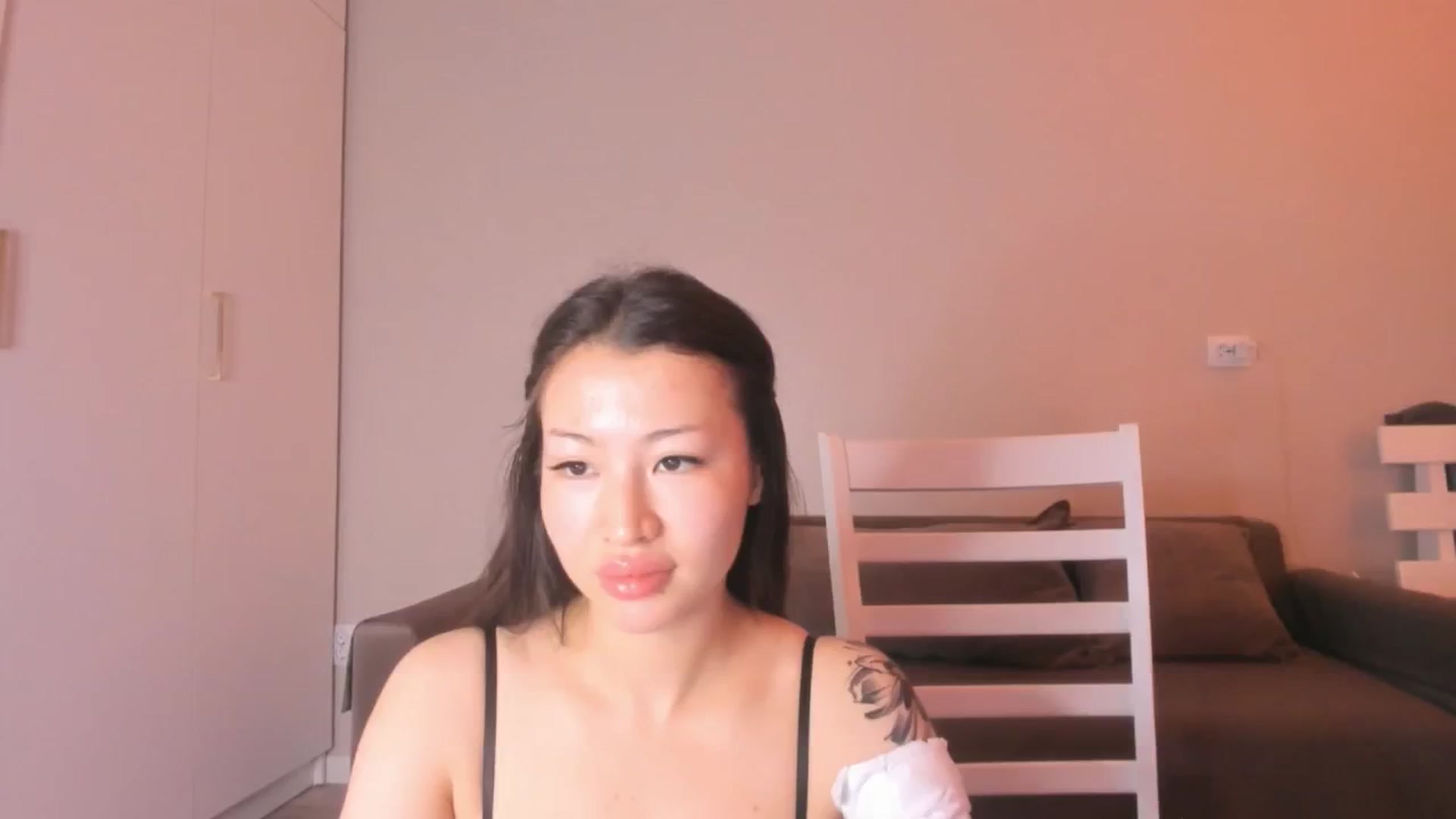 Gallery image thumbnail from Didi_kawaii's myfreecams stream on, 06/09/2024, 12:56 image 2 of 20