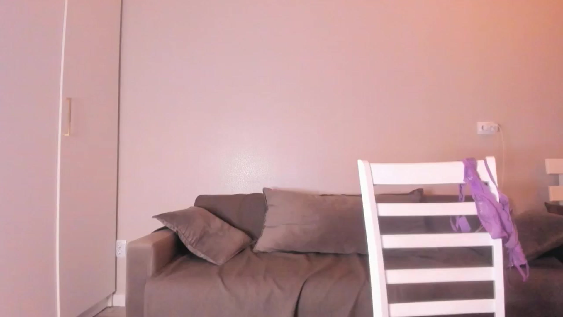 Gallery image thumbnail from Didi_kawaii's myfreecams stream on, 06/15/2024, 18:40 image 17 of 20