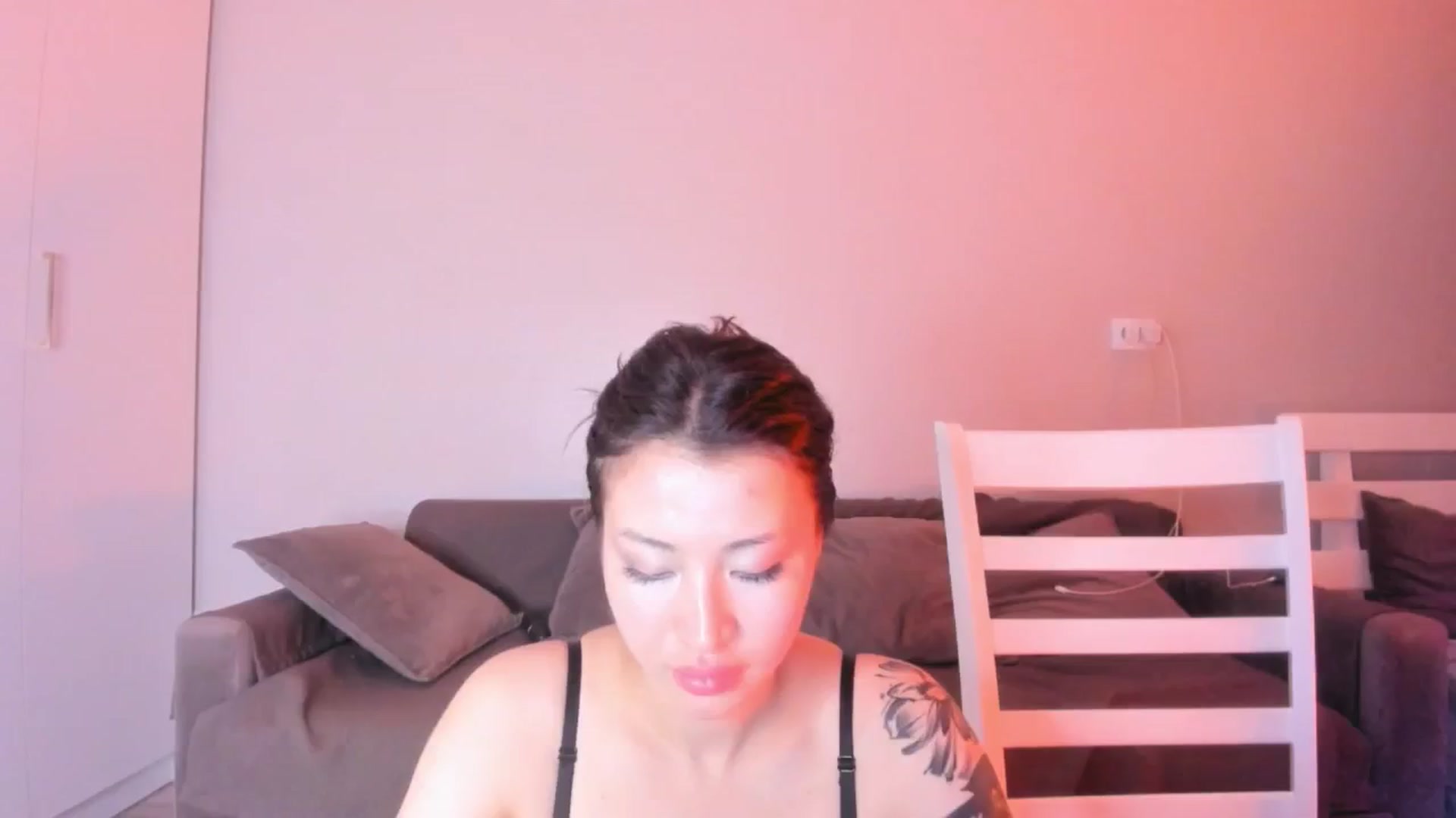 Gallery image thumbnail from Didi_kawaii's myfreecams stream on, 06/22/2024, 17:31 image 15 of 20