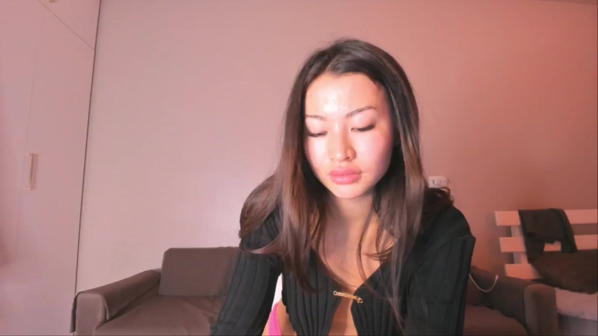Gallery image thumbnail from Didi_kawaii's myfreecams stream on, 07/13/2024, 14:45 image 6 of 20